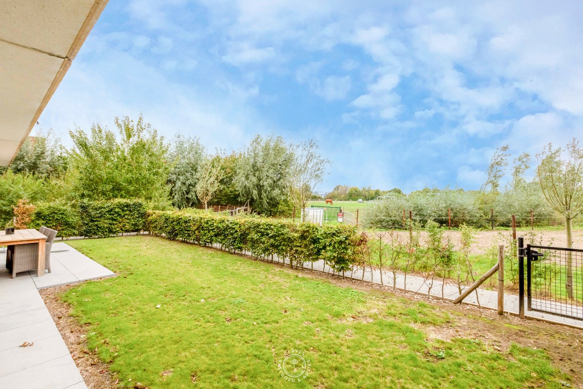 Instapklaar en verzorgd appartement met tuin en magnifiek zicht op het groen foto 17
