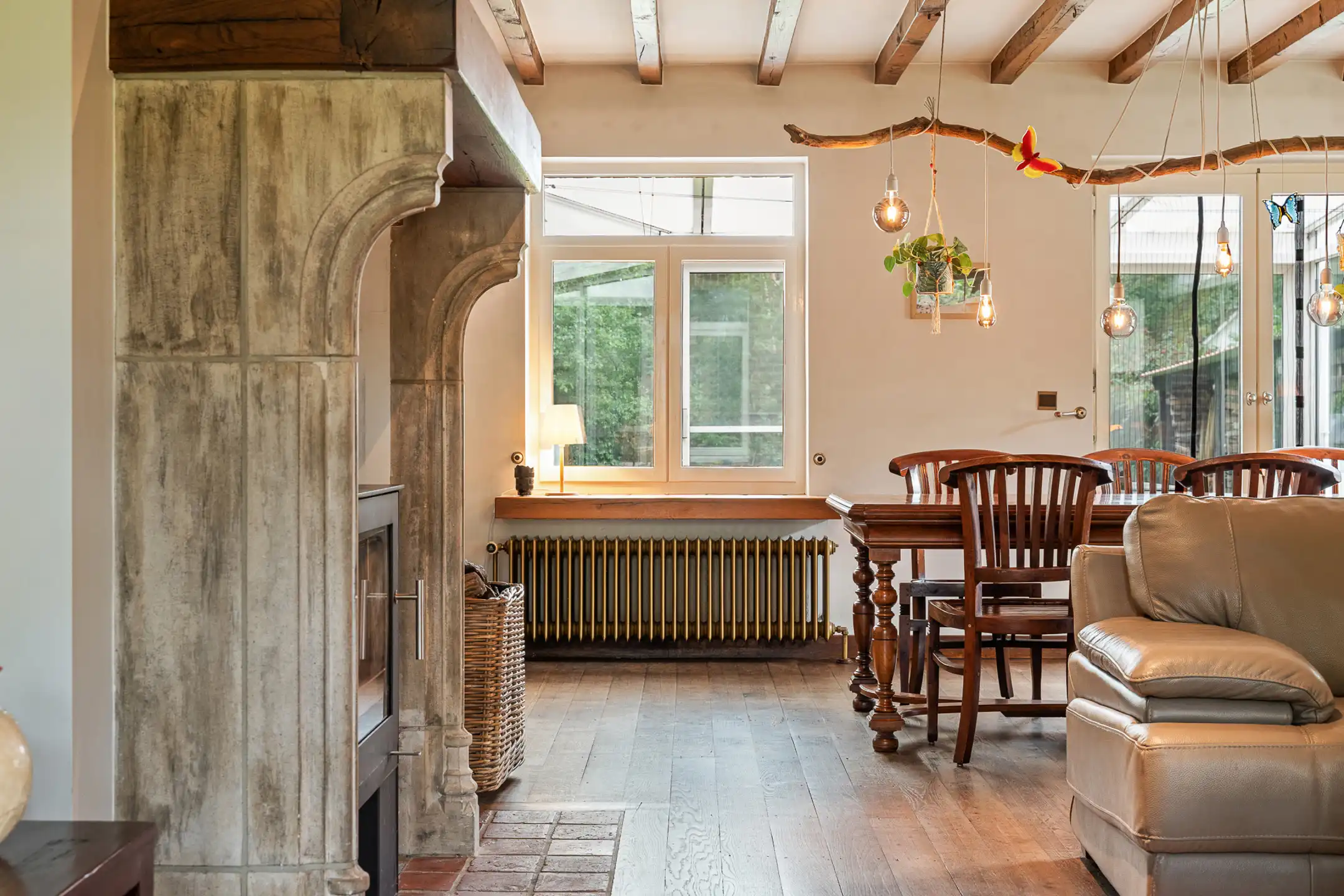 Ruime villa in bosrijke omgeving op een perceel van ca. 3.320m² met zwembad foto 11