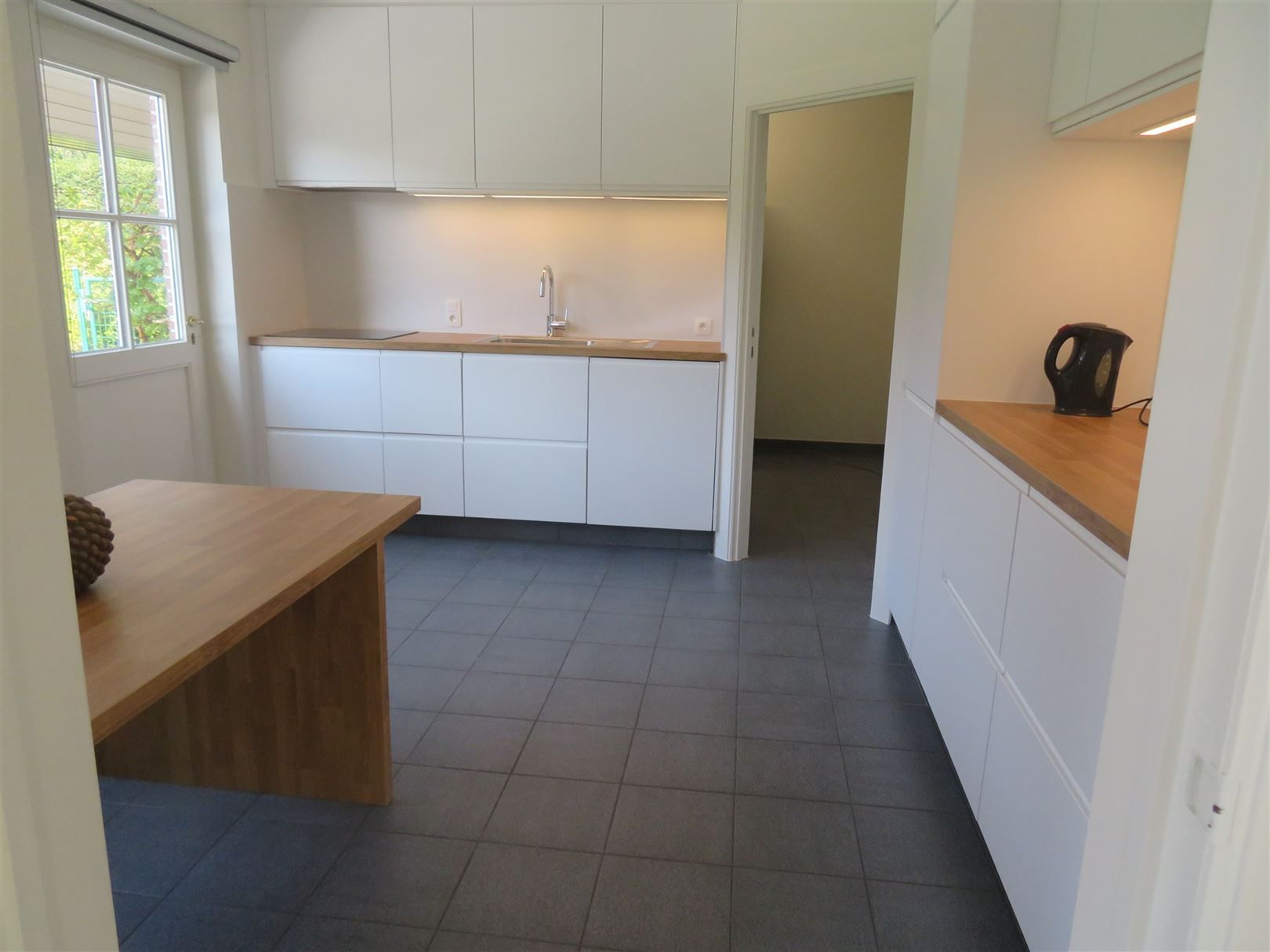 Instapklare villa met 4 slaapkamers én airco in Brasschaat! foto 6