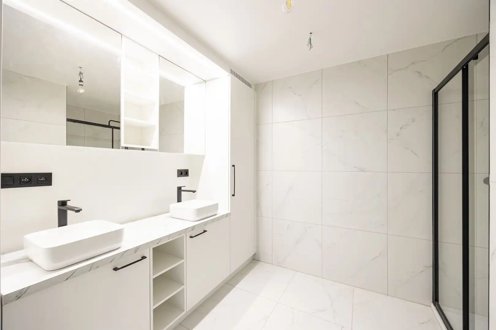 Instapklare HOB, pas gerenoveerd! foto 10