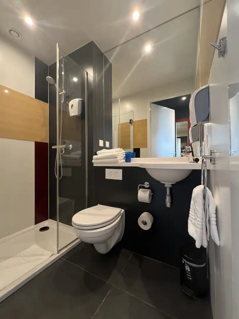 Hotelkamer te koop in het Ibis-hotel foto 6