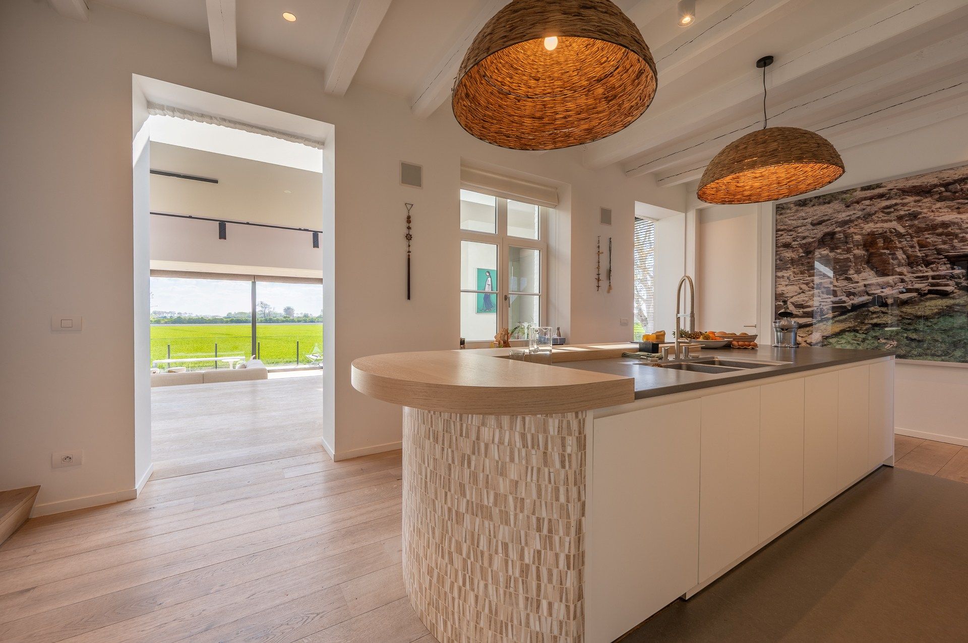 Uniek eigendom met adembenemende zichten gelegen op een perceel van ongeveer 3000 m². foto 13