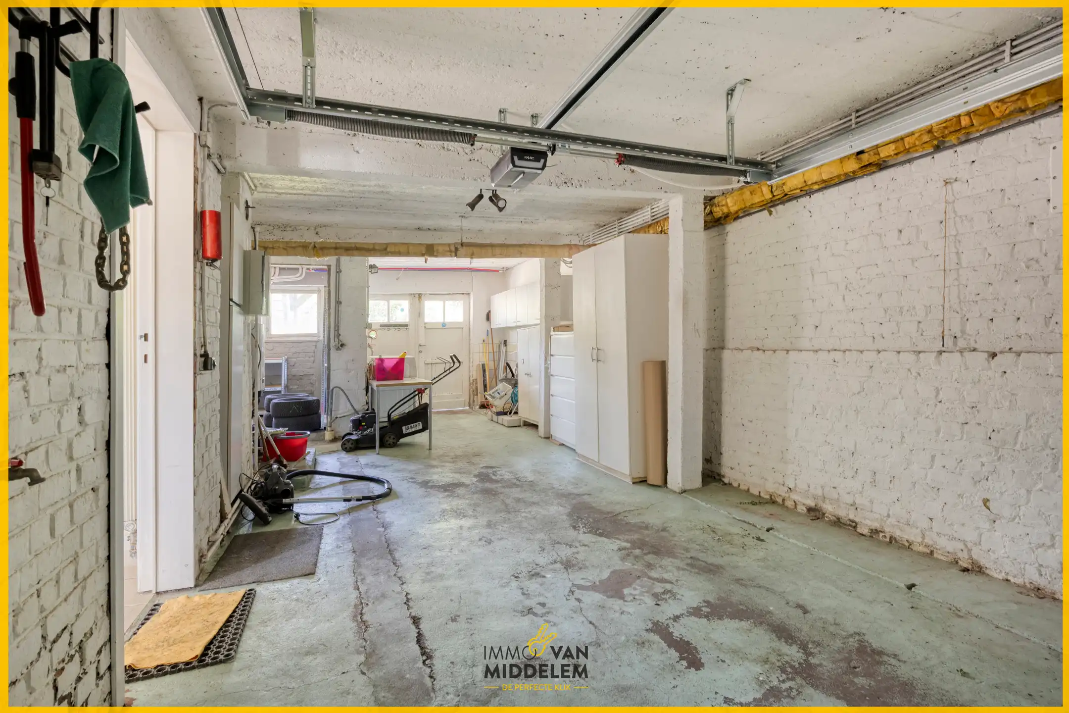 INSTAPKLARE GEZINSWONING MET 3 SLPK, GARAGE EN TUIN foto 18