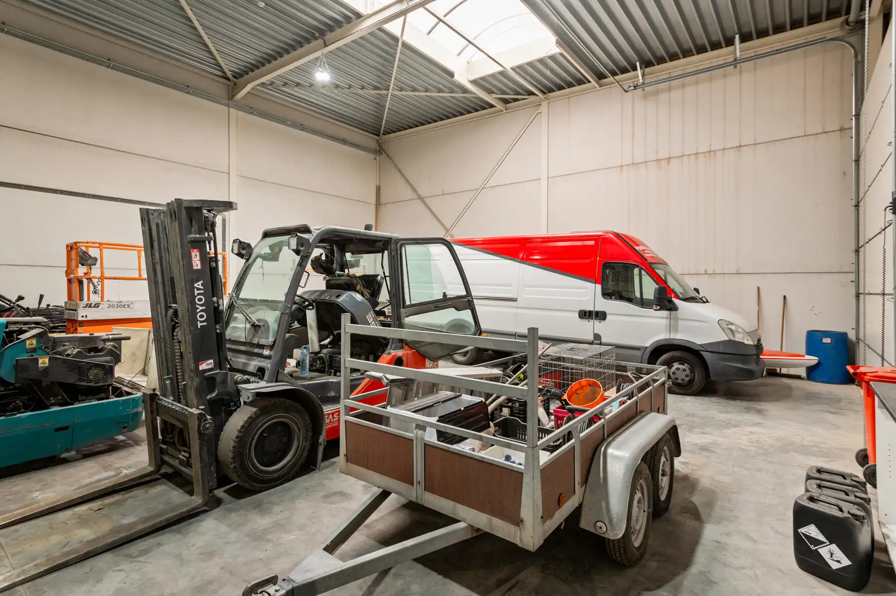 KMO Unit van 165m²+ 2pp foto 3