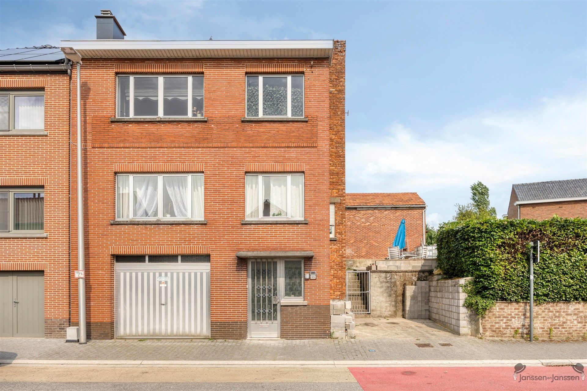 Te renoveren woning foto 2