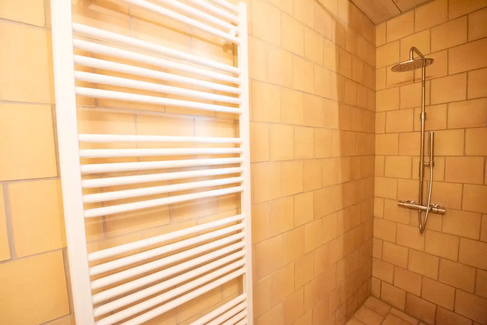 Unieke NIEUWBOUW stadswoning te Gent met dakterras foto 12