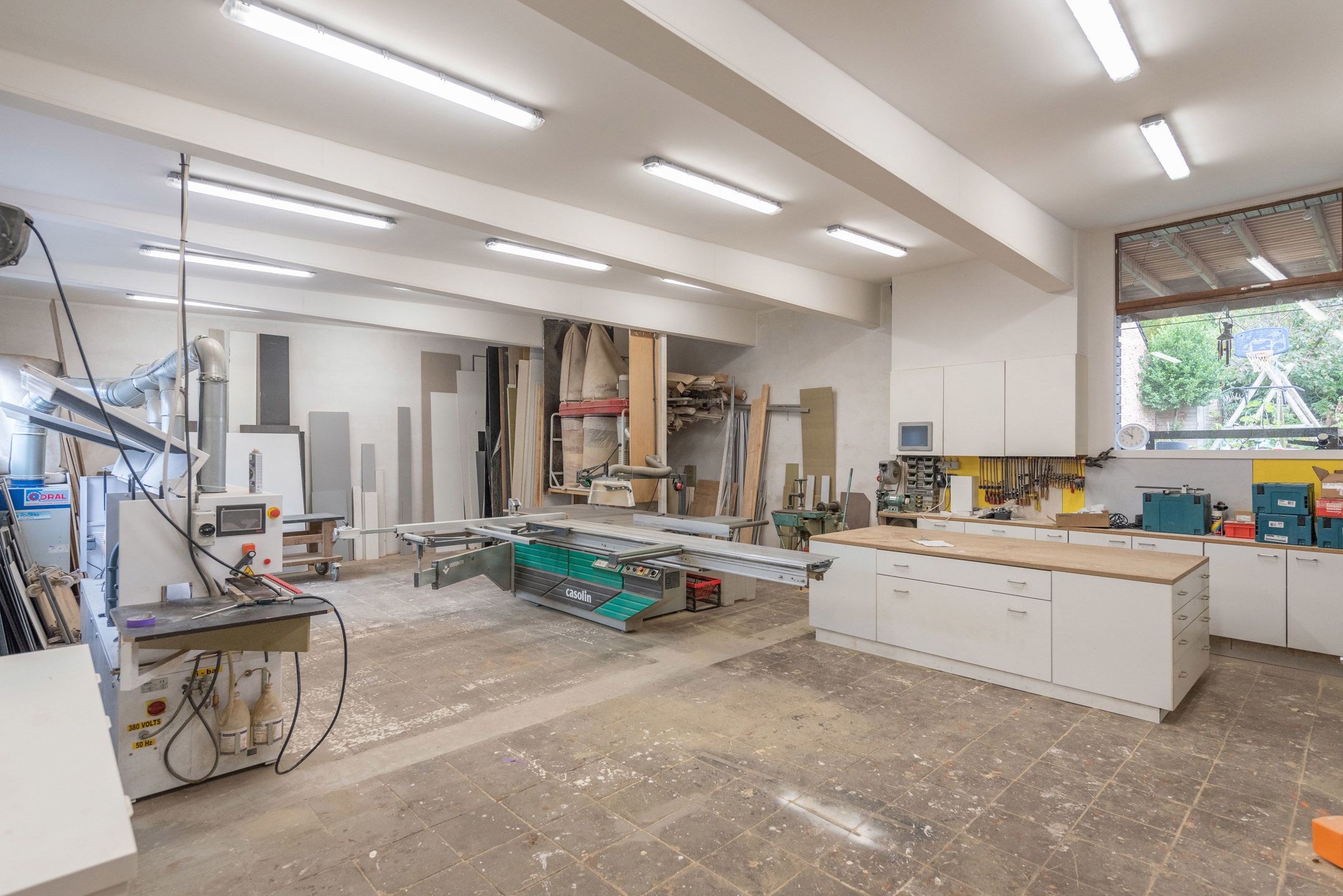 Verrassende woning met riante atelier te Spouwen foto 28