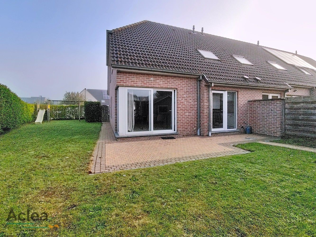 rustig gelegen halfopen woning foto 23
