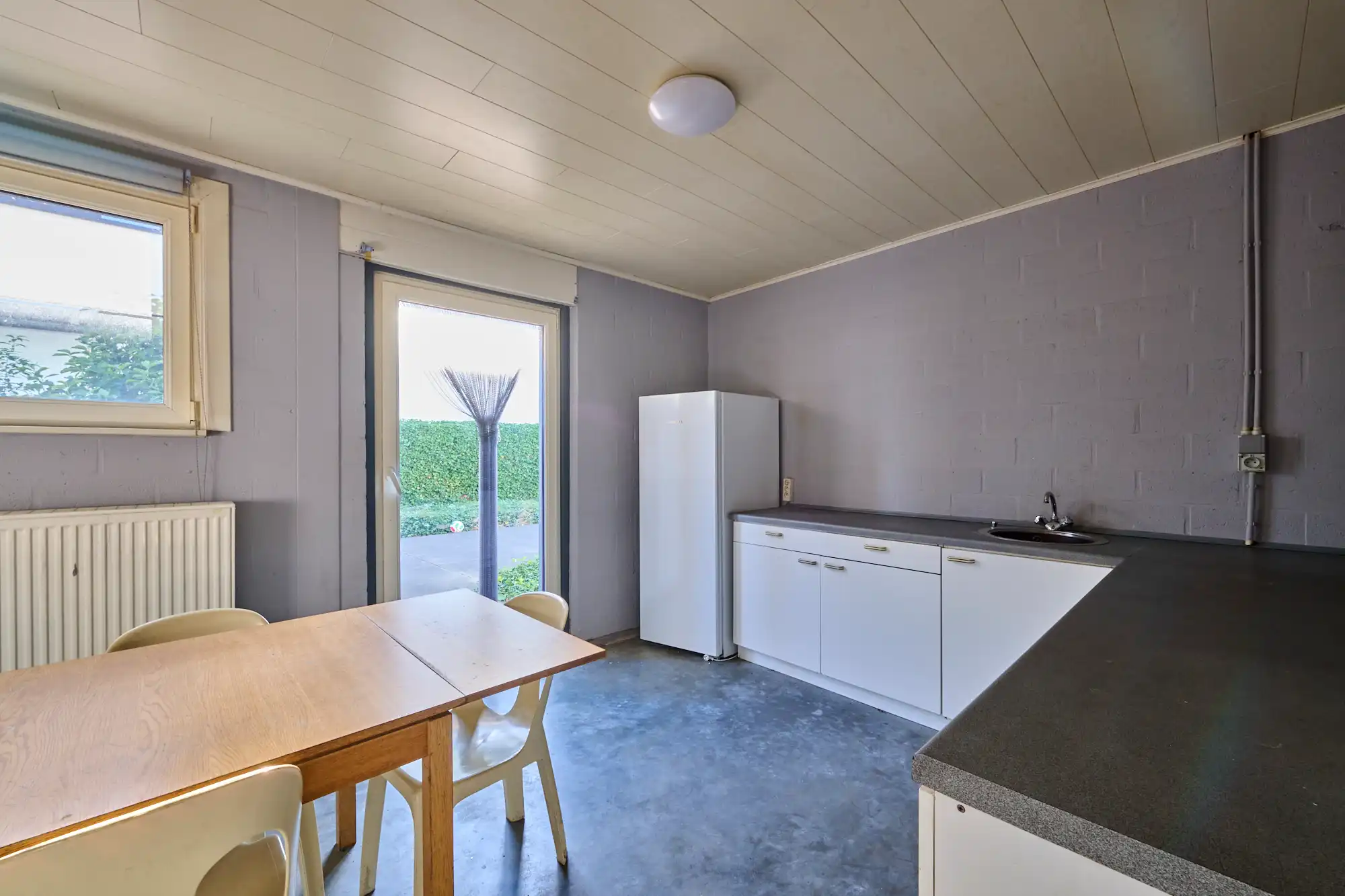 TE KOOP Dilsen-Stokkem: bedrijfsgebouw met appartementen foto 15