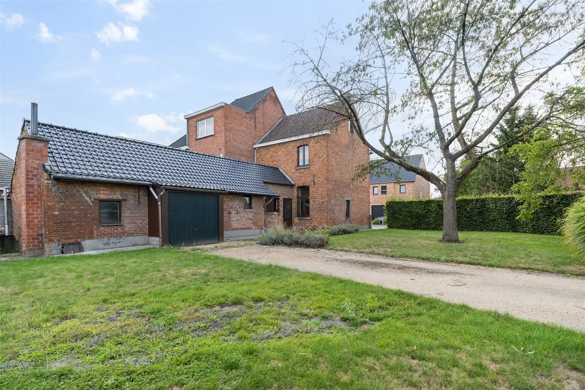 halfopen bebouwing met leuke tuin foto 20