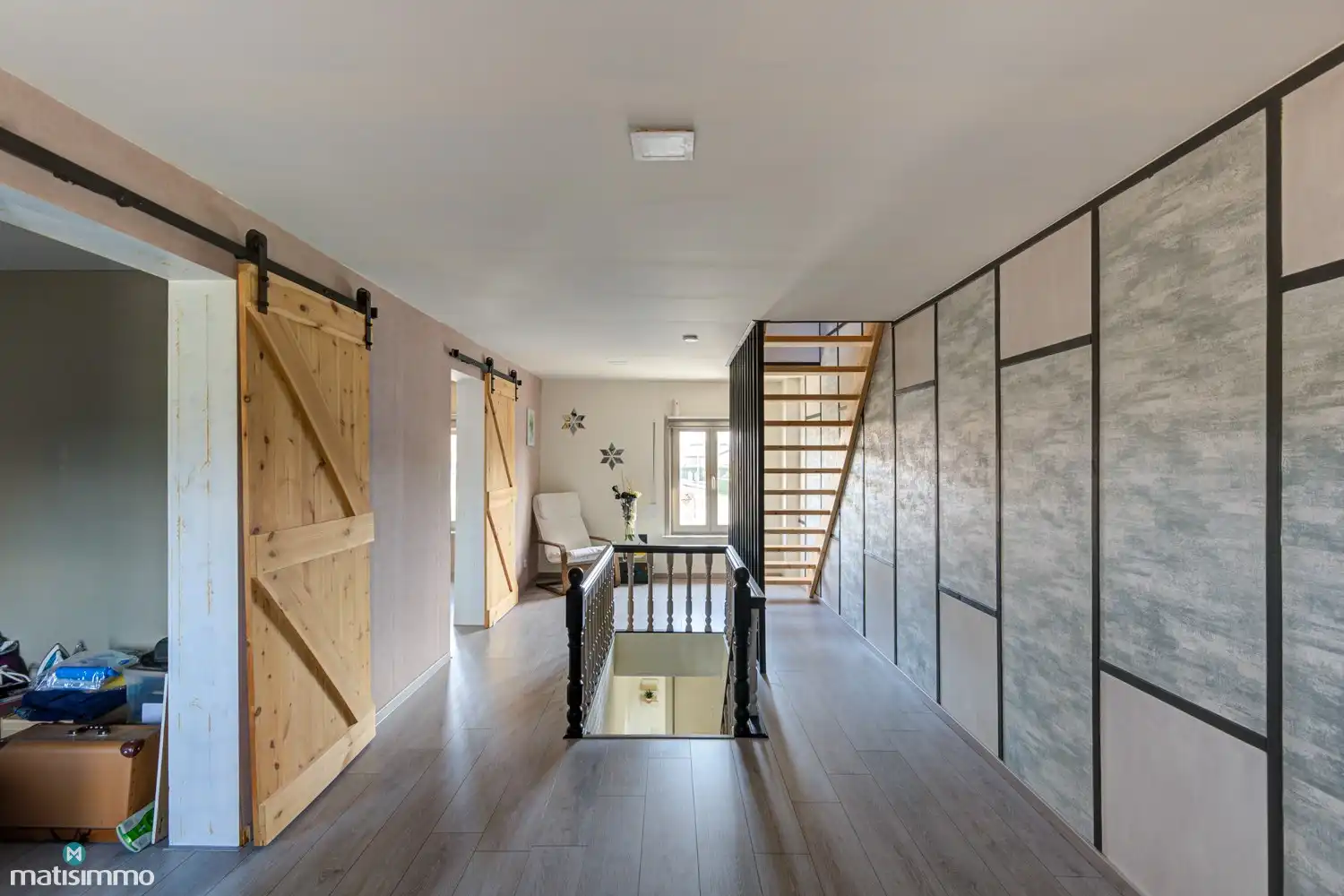 GERENOVEERDE, INSTAPKLARE VRIJSTAANDE WONING MET 3 SLAAPKAMERS IN NEEROETEREN (MAASEIK) foto 15