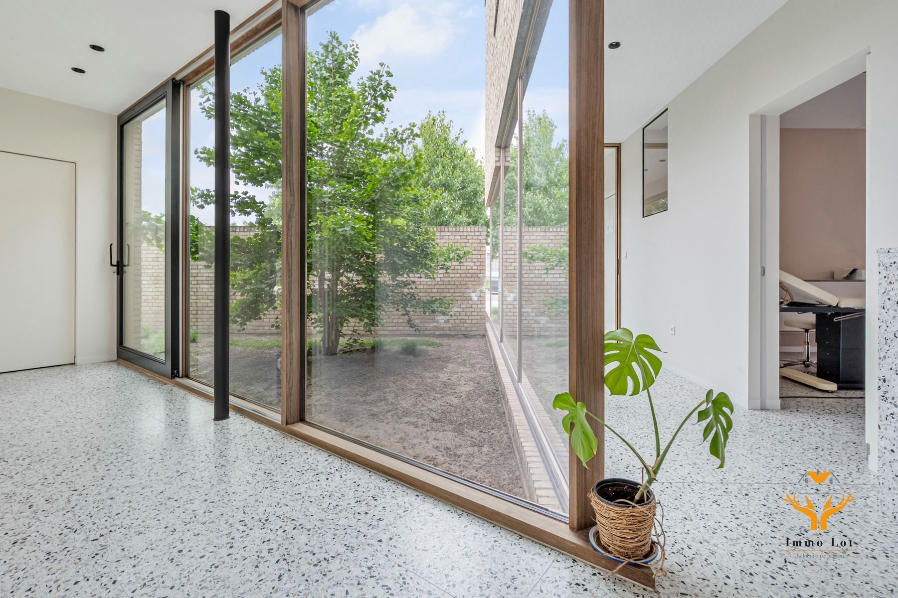 Units in handelsruimte met diverse mogelijkheden foto 6