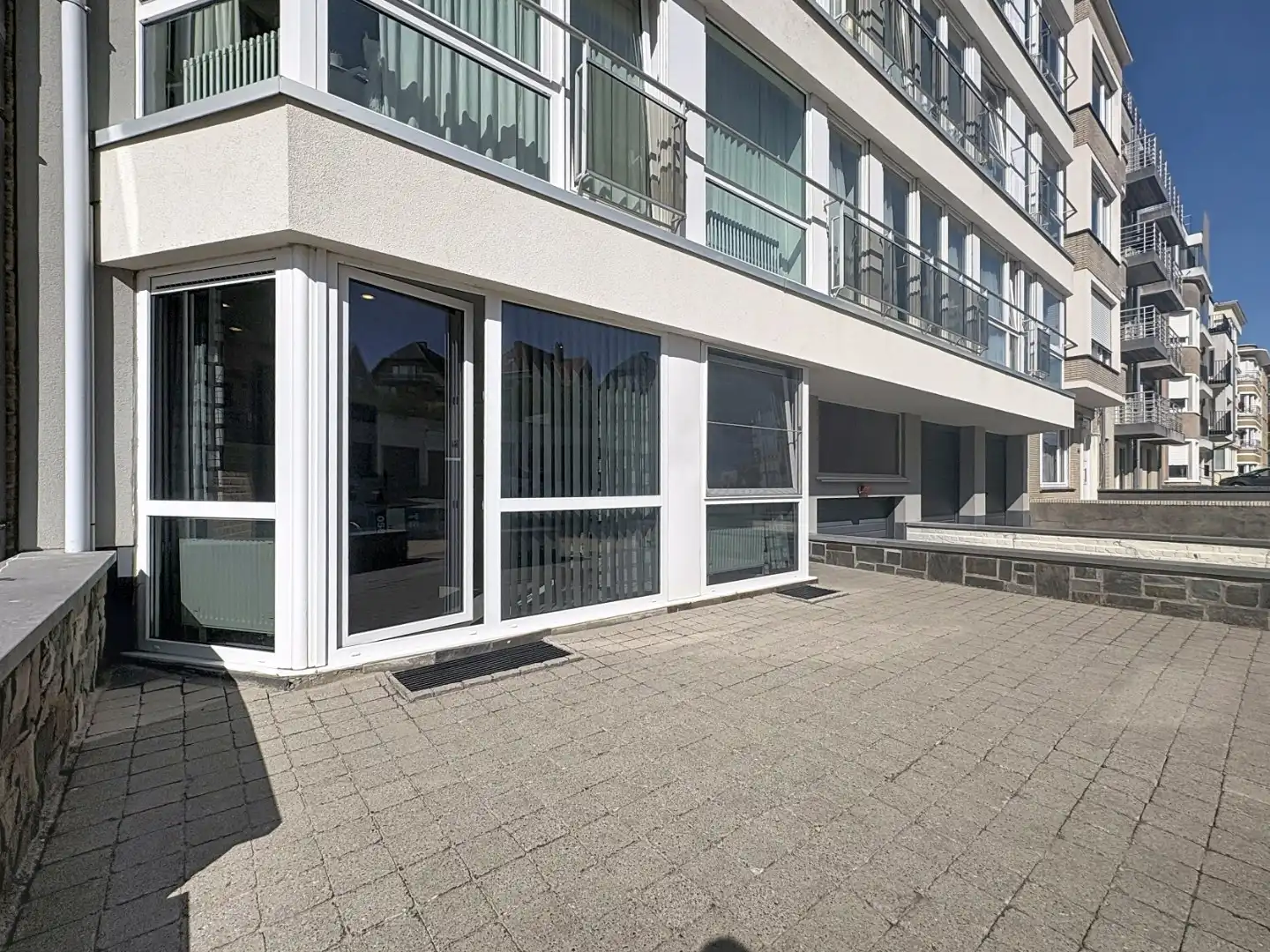 Charmante en zonnige studio te koop op toplocatie in Koksijde foto 13