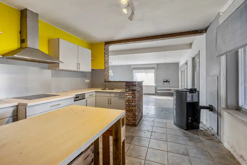 Charmante woning met aangrenzende stellen op 17are foto 9