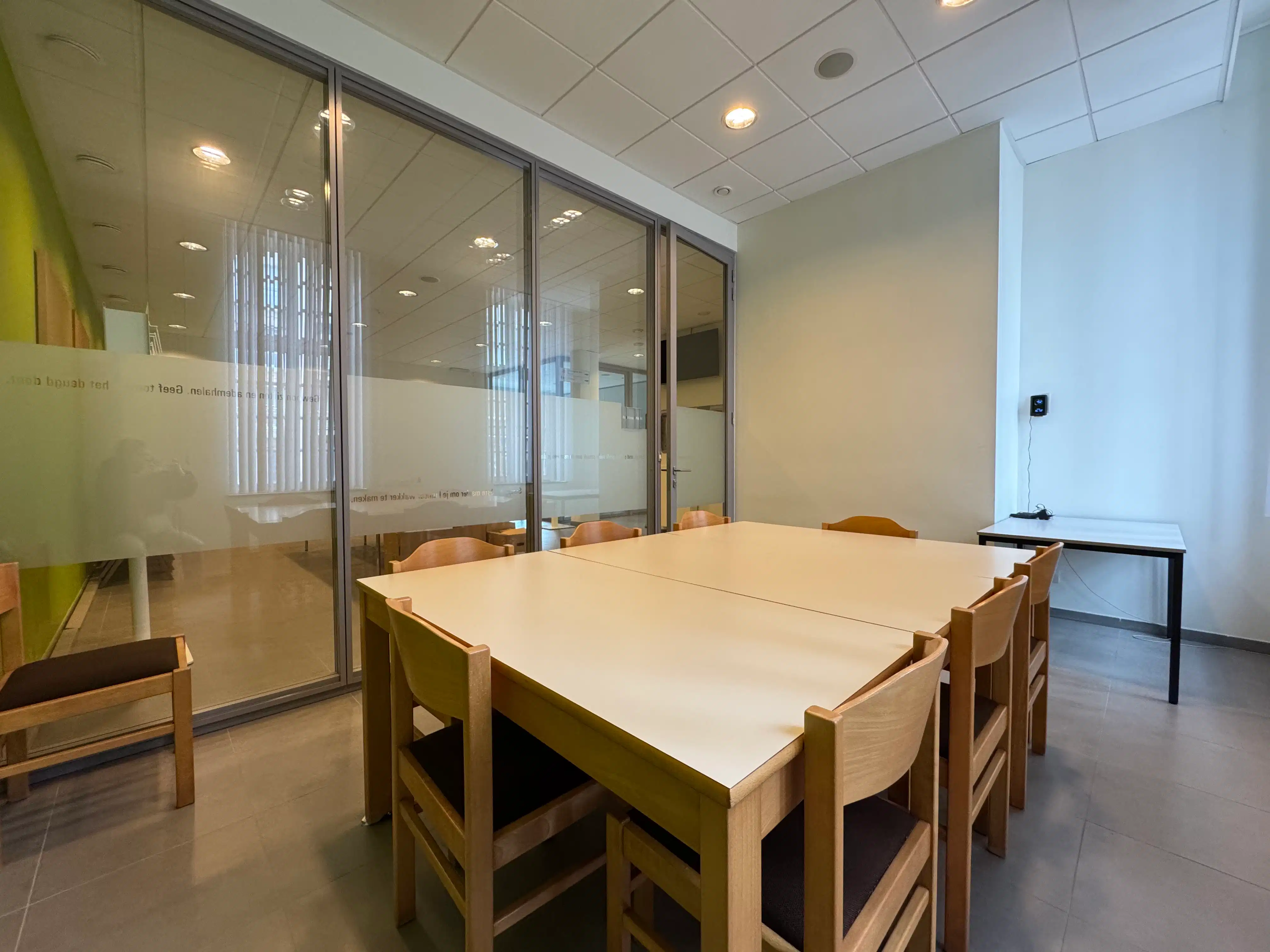 Instapklaar handelsgelijkvloers 250 m² Middelkerke foto 11