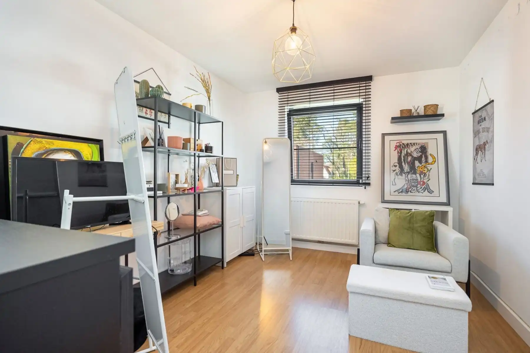 Recente halfopen BEN-woning met zwembad foto 13