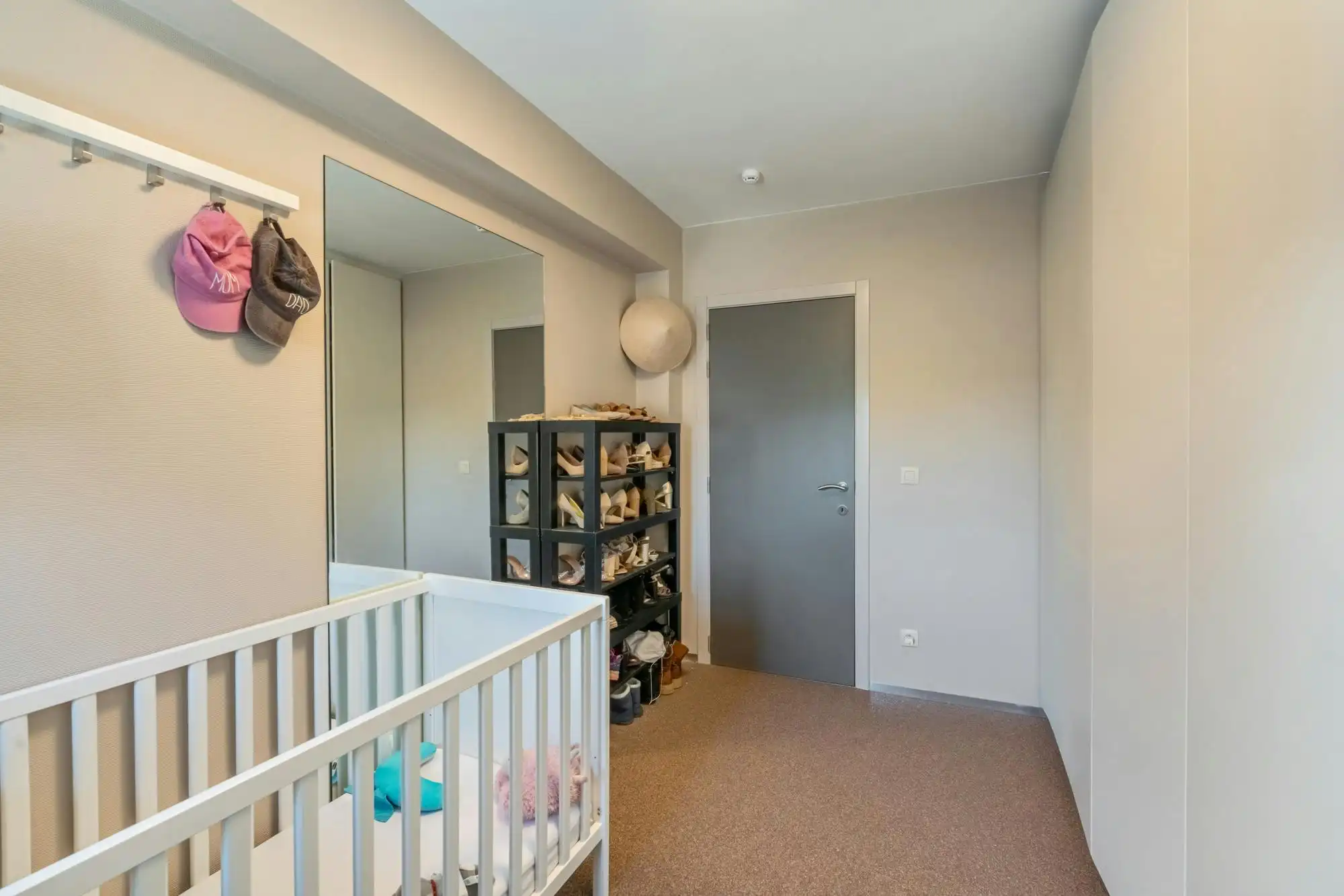 Gerenoveerde woning met praktijkruimte en 4 slaapkamers centrum Diepenbeek foto 17