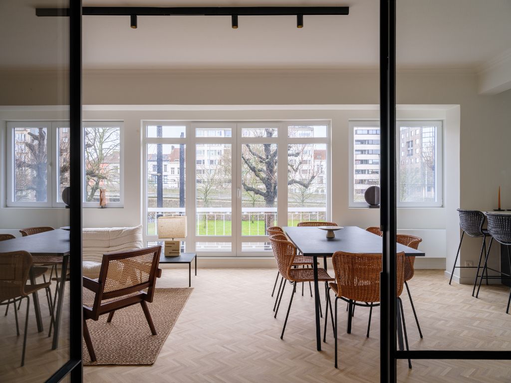 Te Huur - Ruim en stijlvol 3-slpk appartement gelegen aan het Zuidpark foto 9