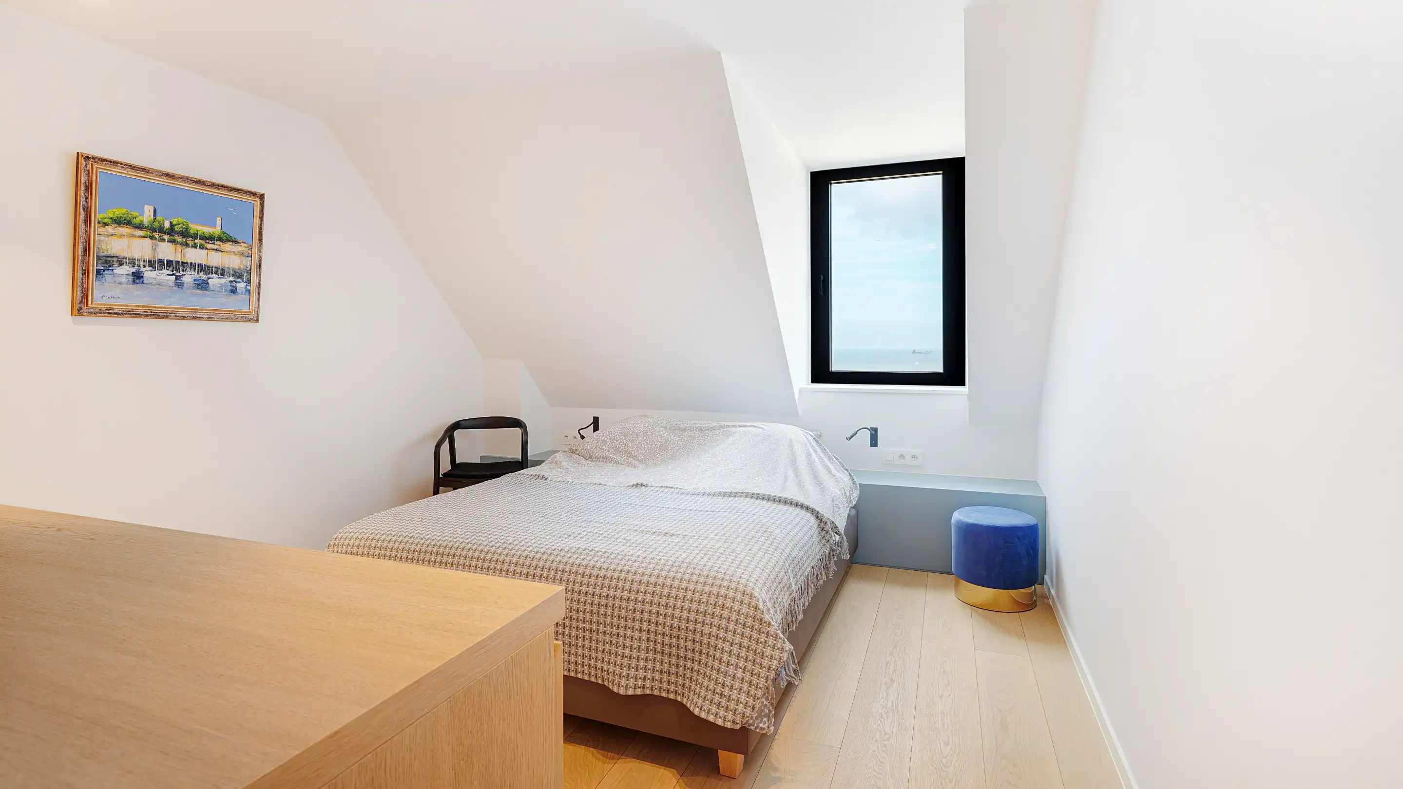 Exclusief en perfect afgewerkt appartement met unieke doorzichten op zee en het Knokse hinterland foto 26