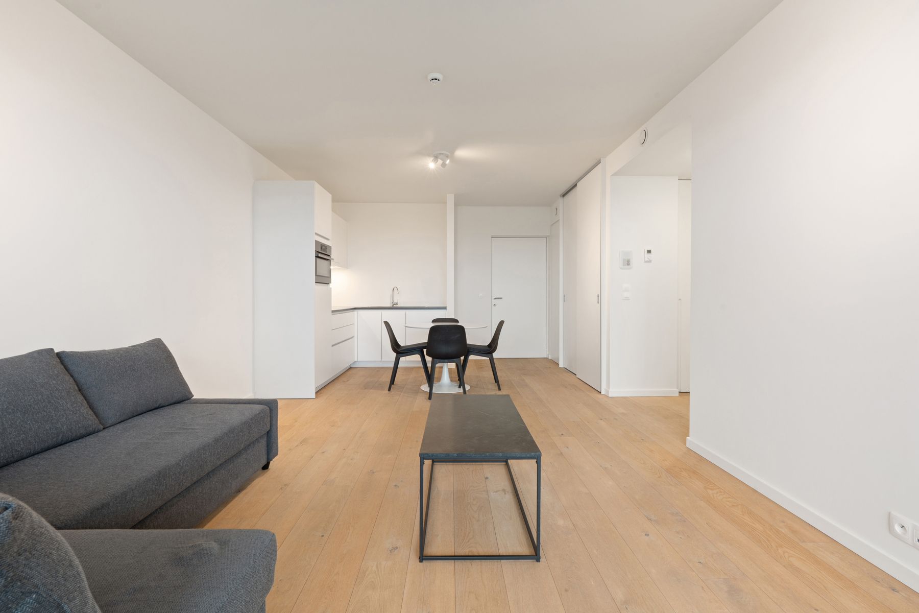 Moderne assistentiewoning met terras foto 6