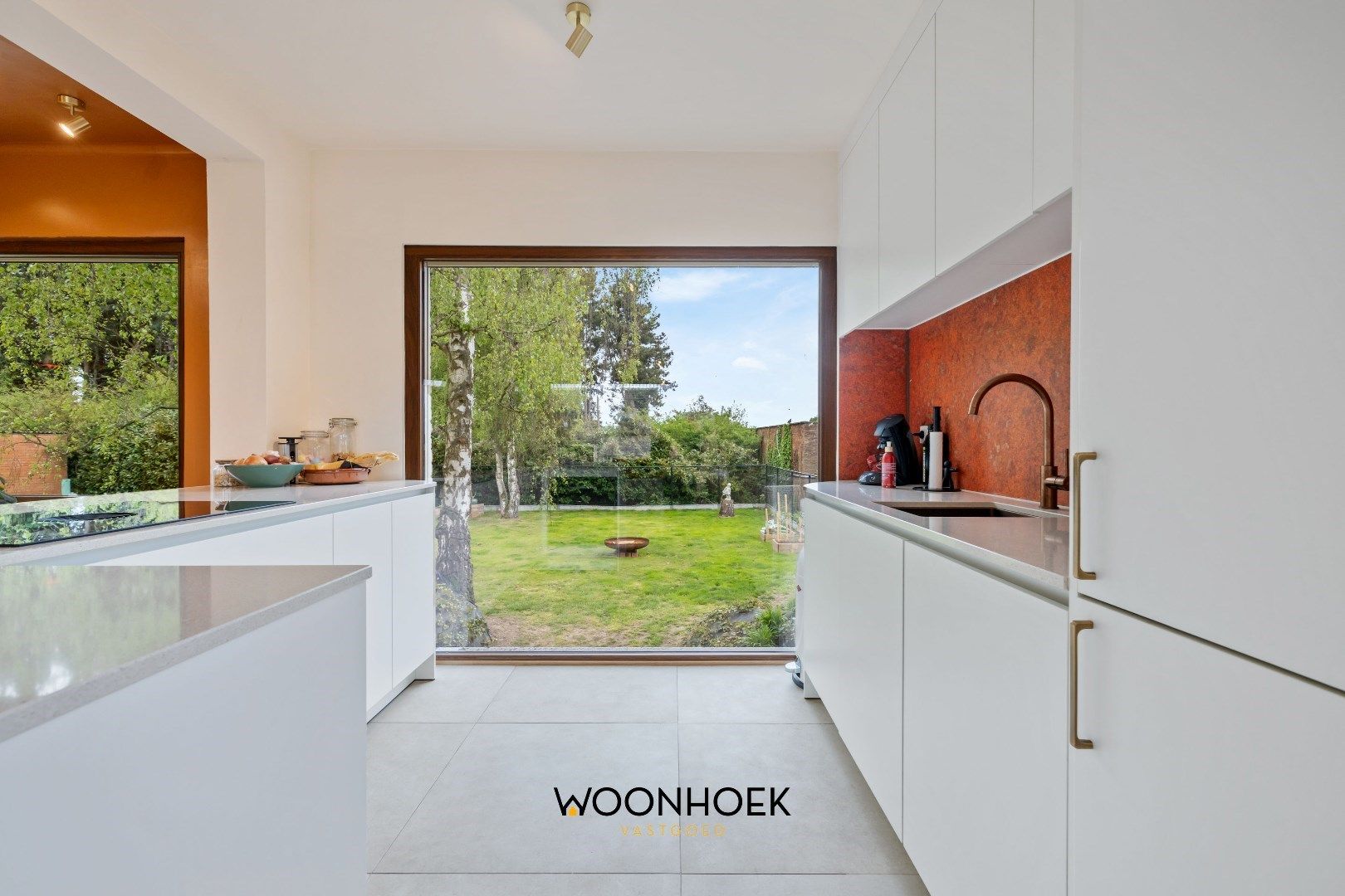 Uitstekend gelegen OB met inpandige garage en grote tuin in Moerbeke! foto 12