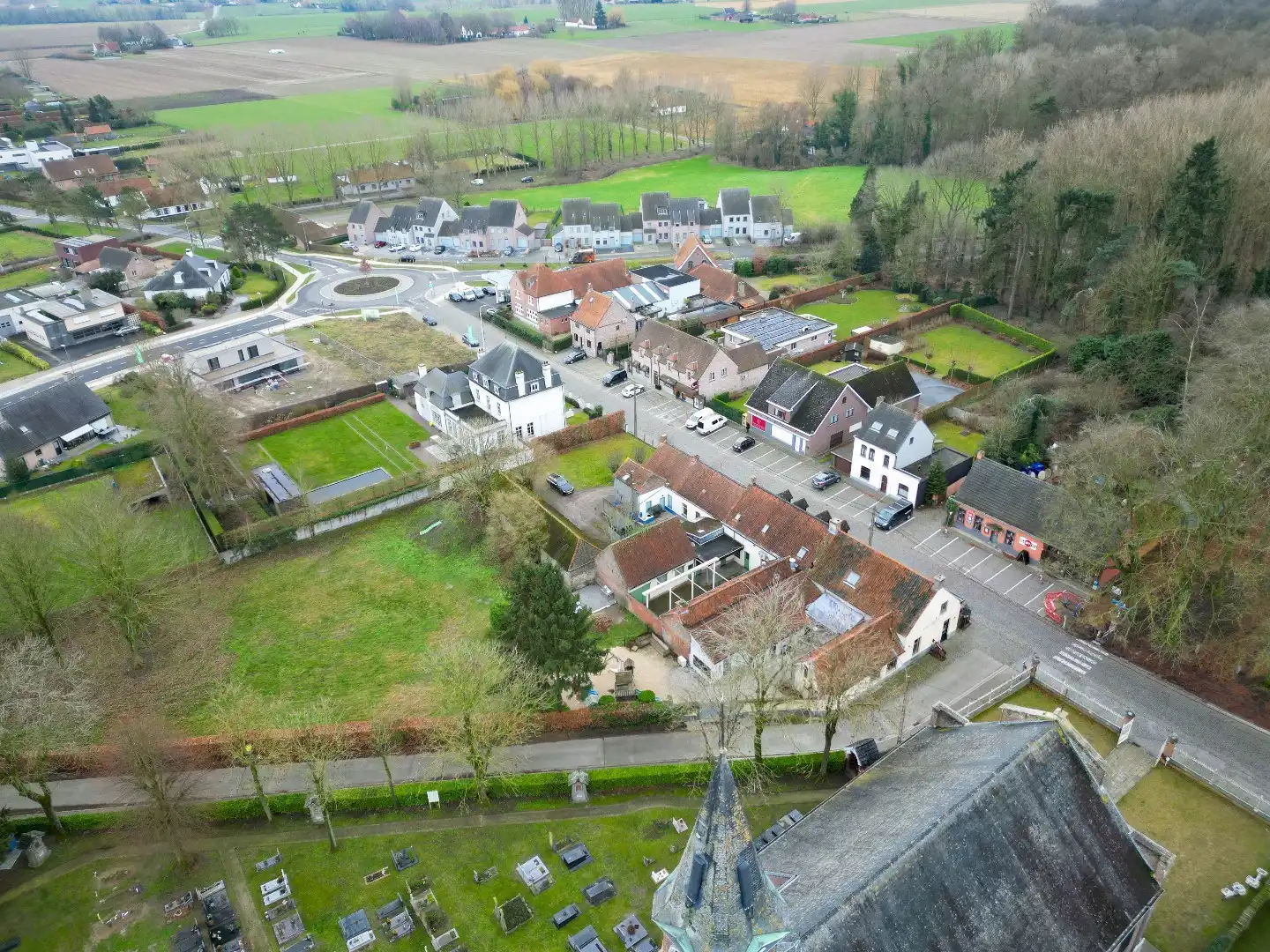 Ruim handelspand met 2 woningen te koop centrum Lozer. Tal van mogelijkheden! foto 13