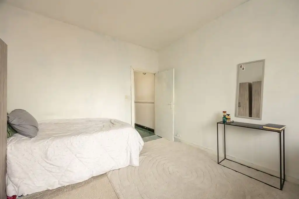Riante te renoveren woning  foto 16