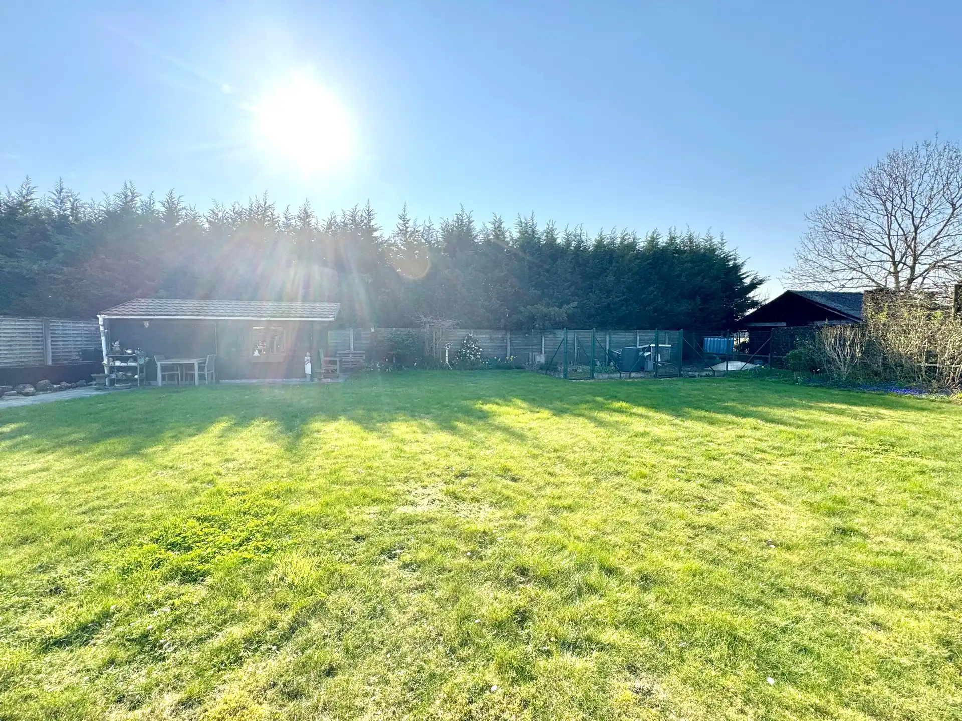 2 WONINGEN | TUIN | 5 SLAAPKAMERS | GARAGES | 1.121 M² foto 29