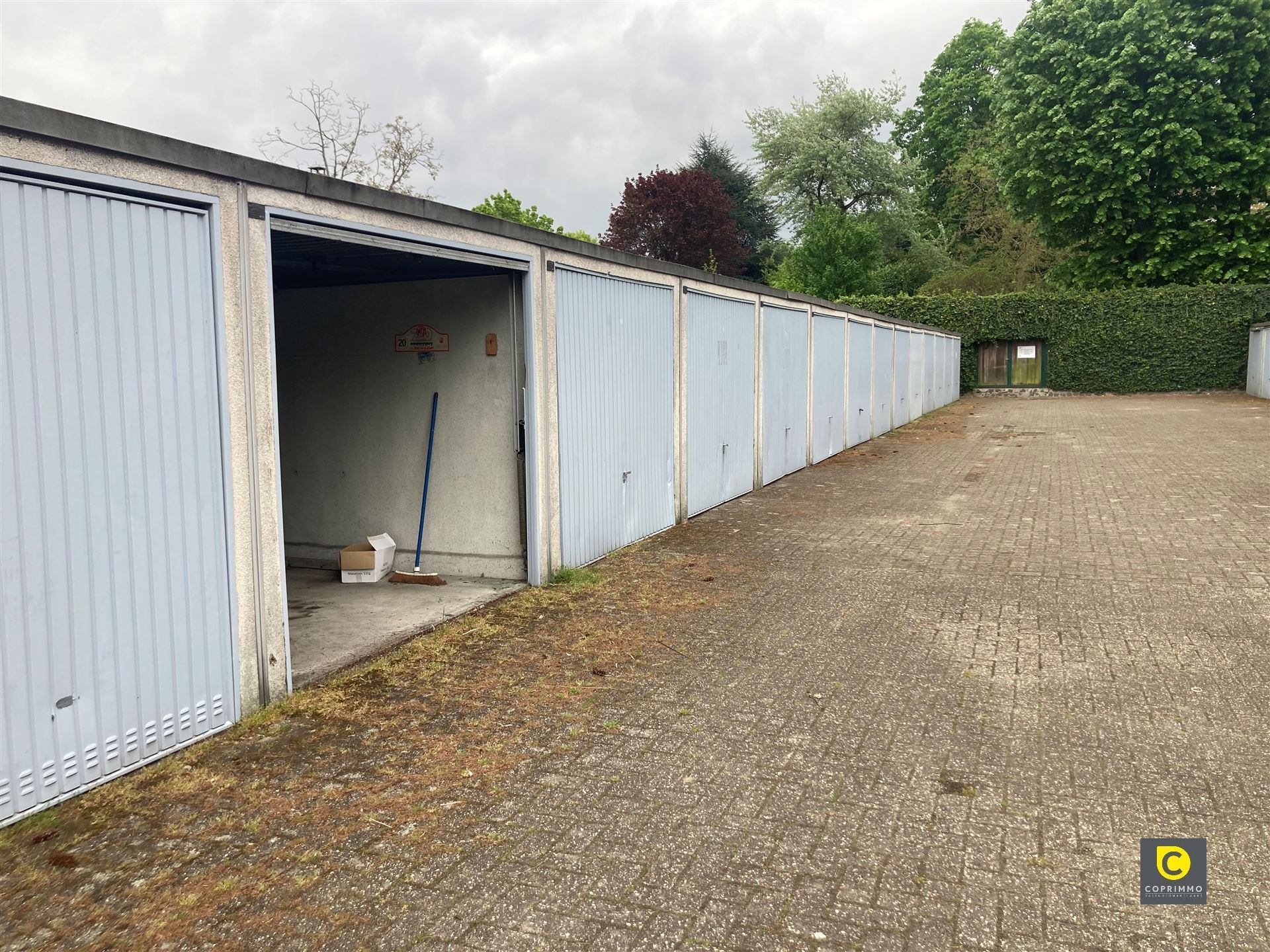 Ruime bovengrondse garagebox! foto 2