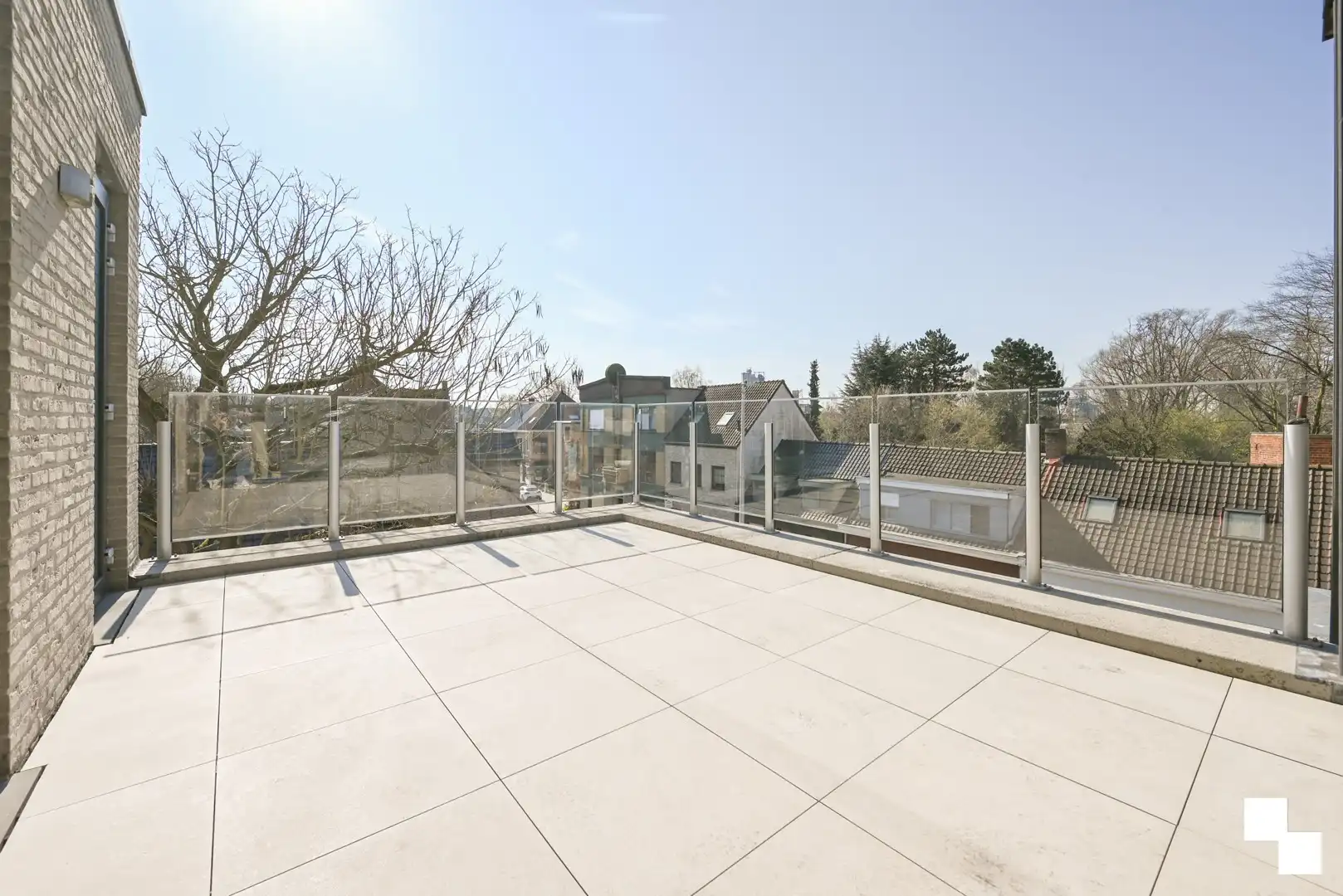 Energiezuinig penthouse met zonneterras te Izegem foto 4