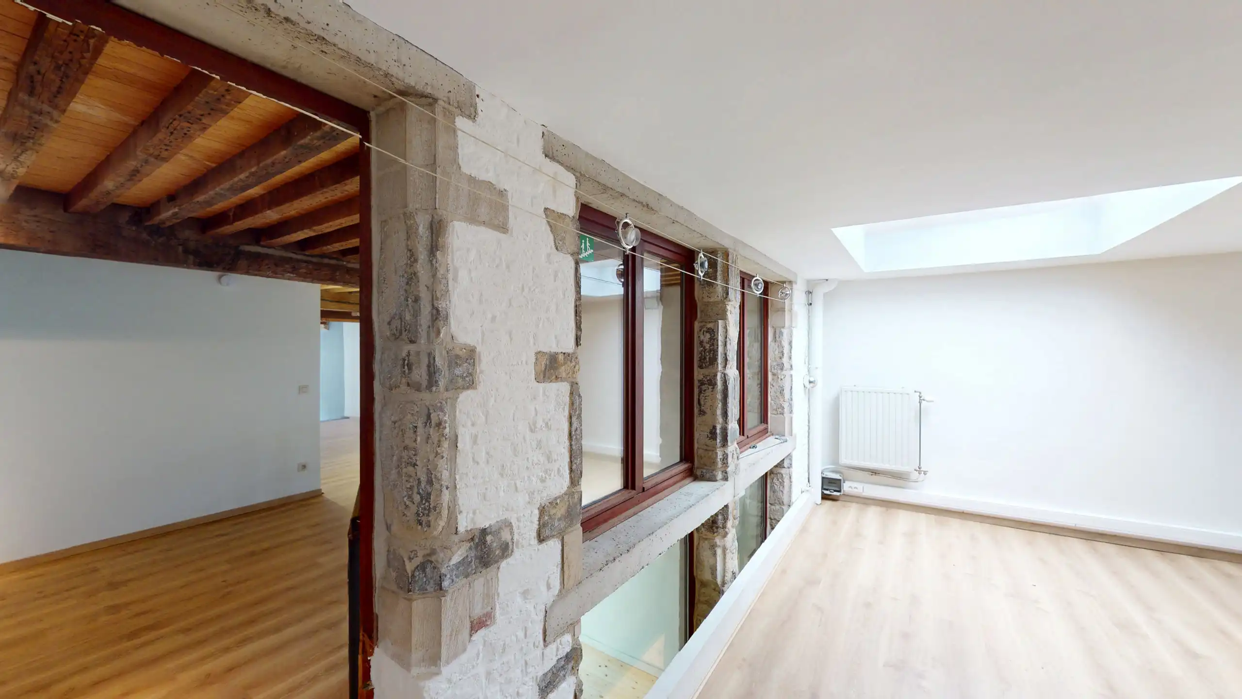 ANTWERPEN - Karaktervol kantoor op centrale locatie foto 8