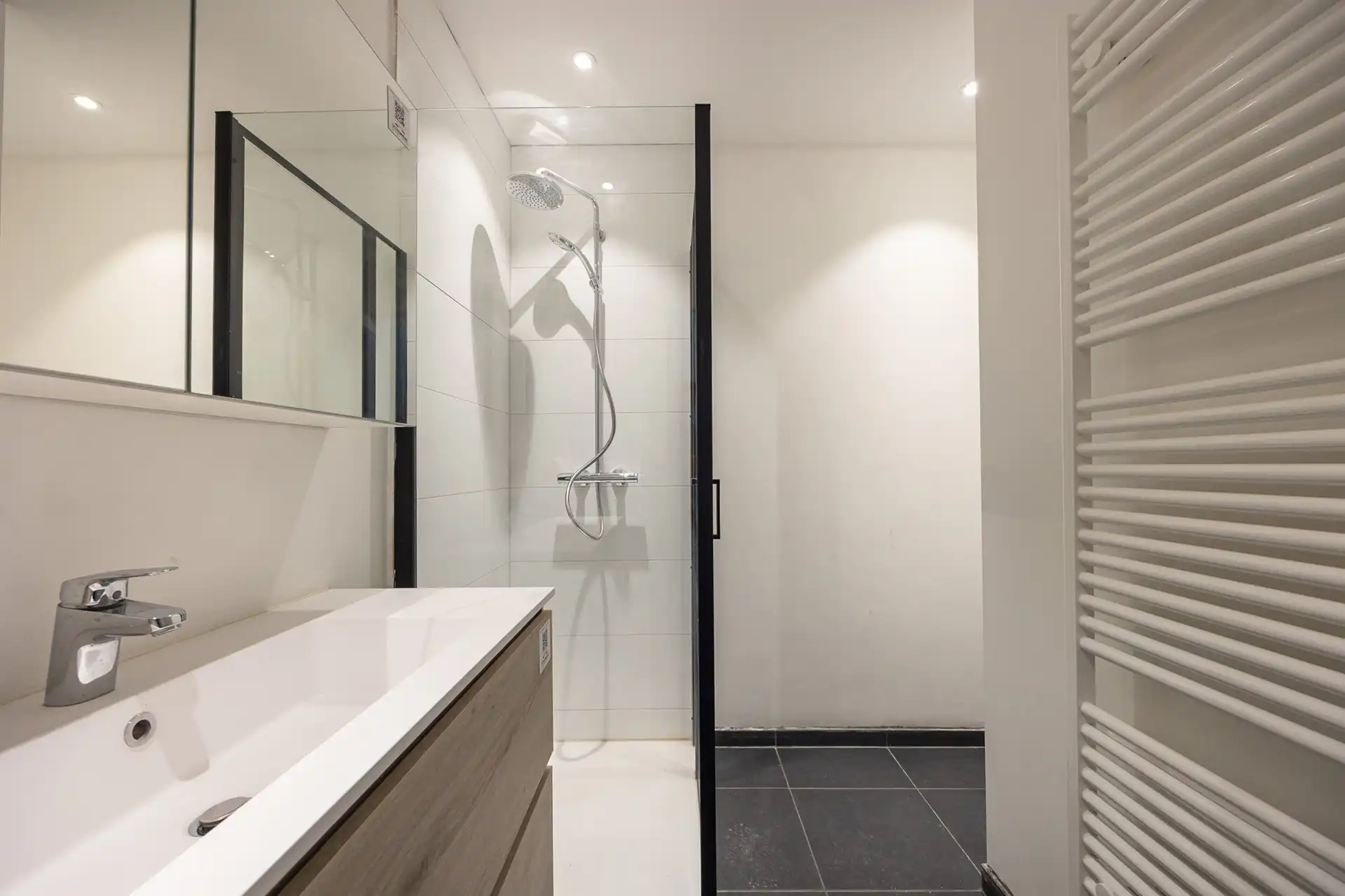 Gelijkvloerse INSTAPKLARE duplex met tuin  in Borgerhout  foto 8