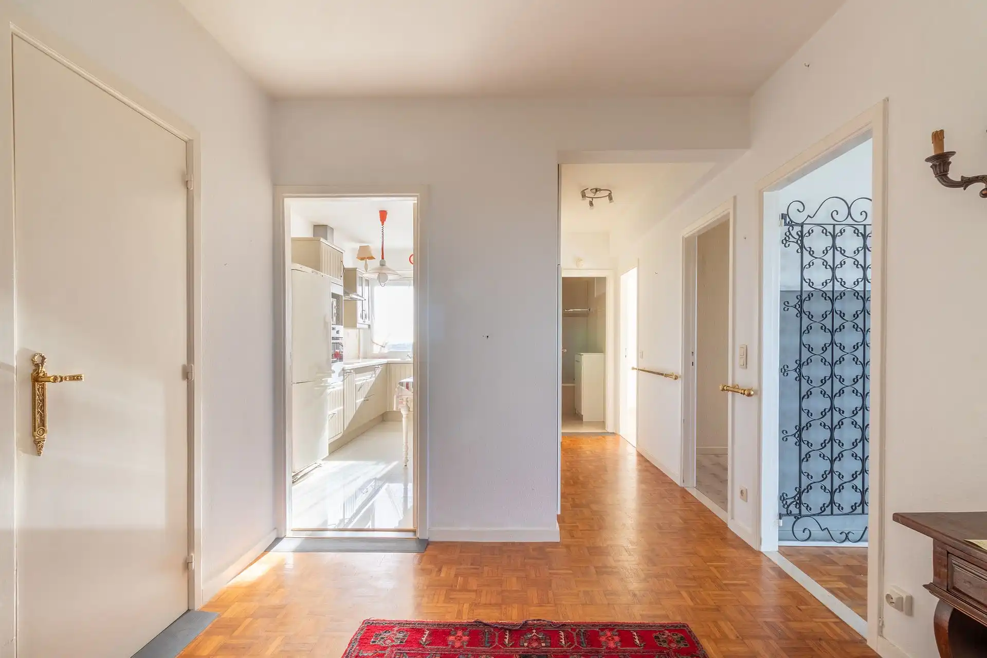 Ruim appartement met panoramisch uitzicht over Antwerpen foto 4