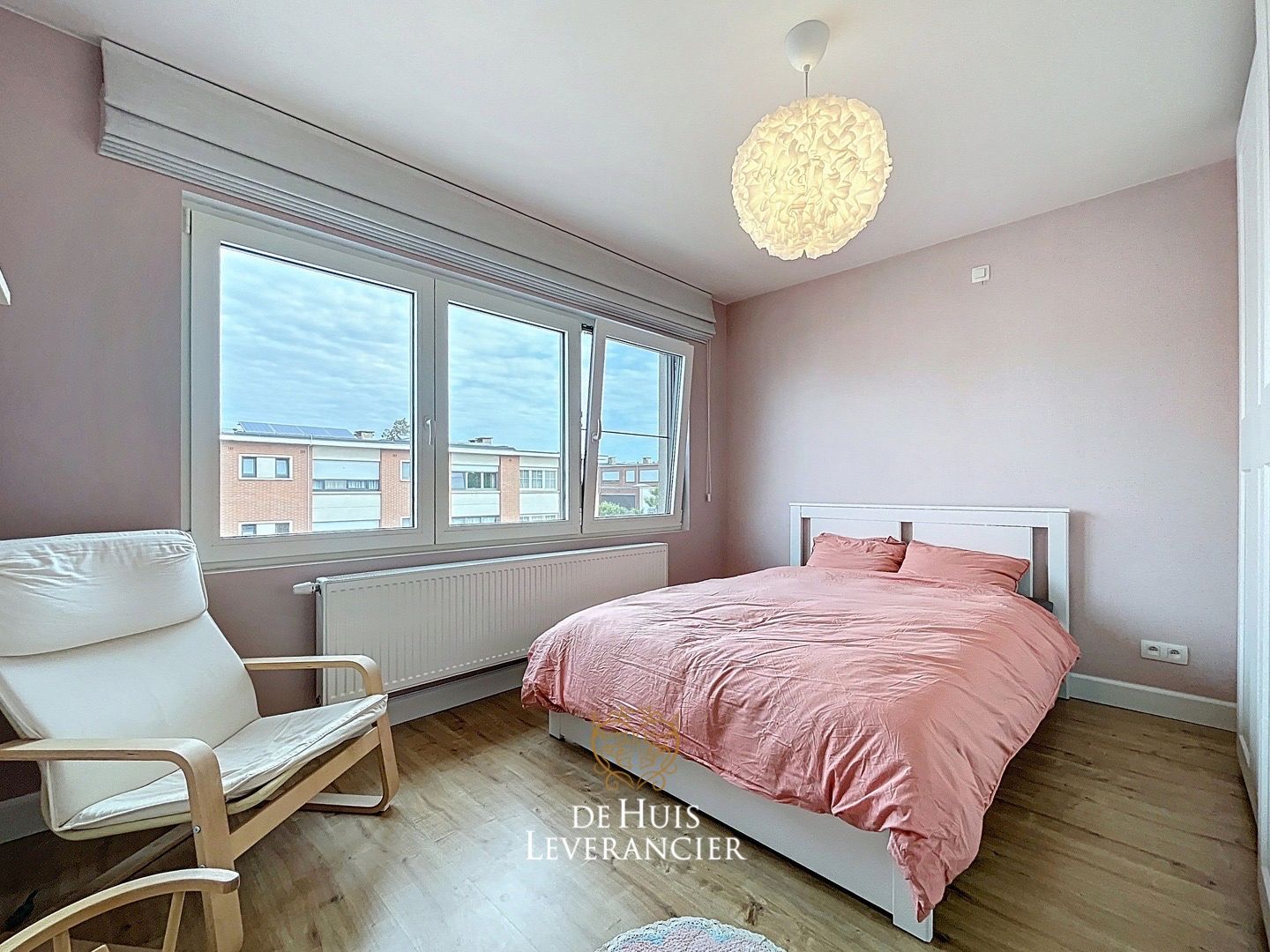 Instapklaar pareltje in Kontich Kazerne te koop, rustig gelegen bel-etage mét tuin foto 18