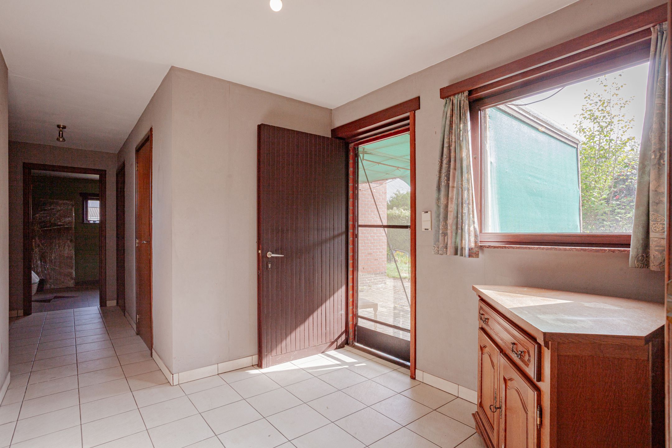 Te renoveren alleenstaande woning foto 6