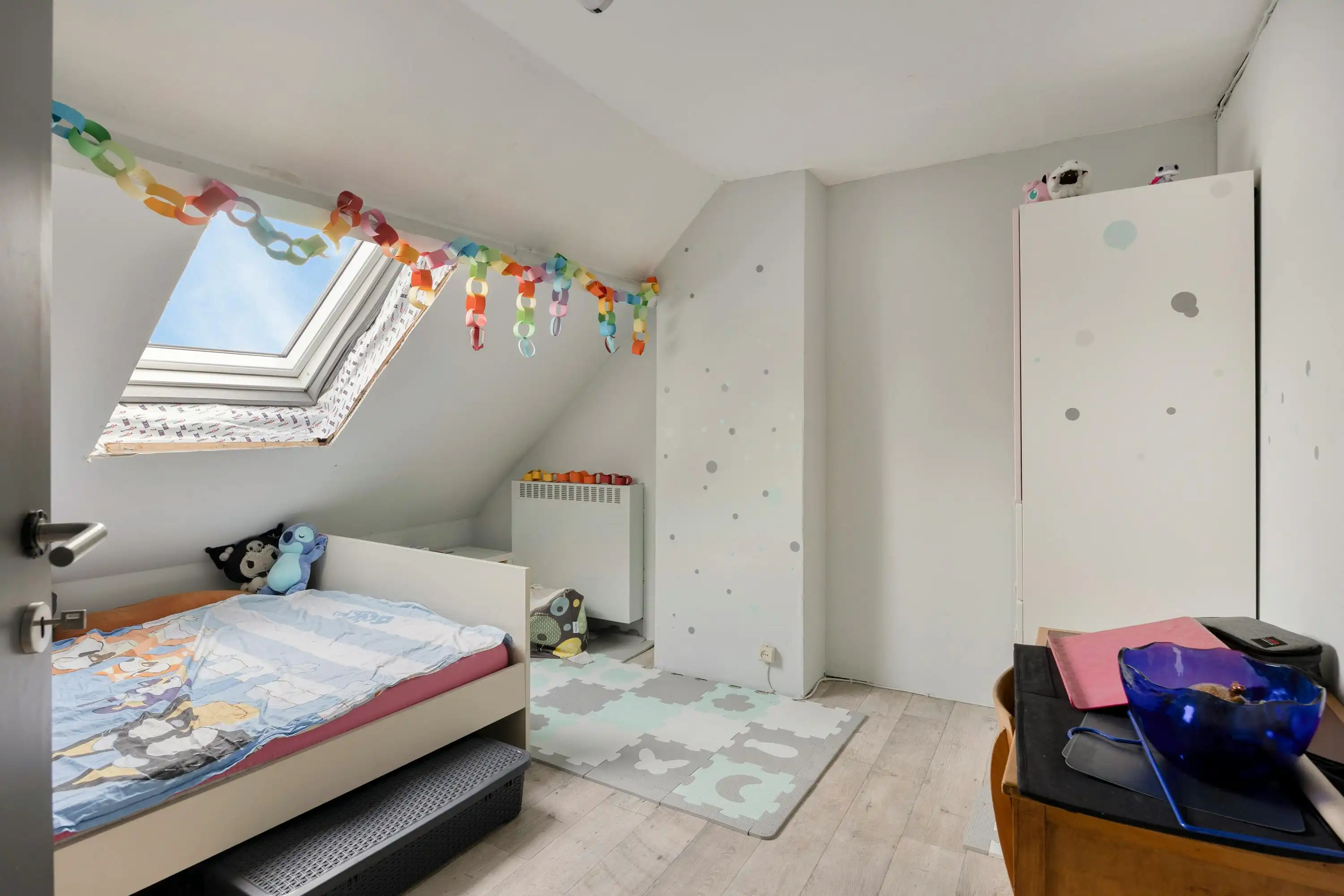 Huis met 4 slaapkamers en stadskoer te Deurne! foto 14