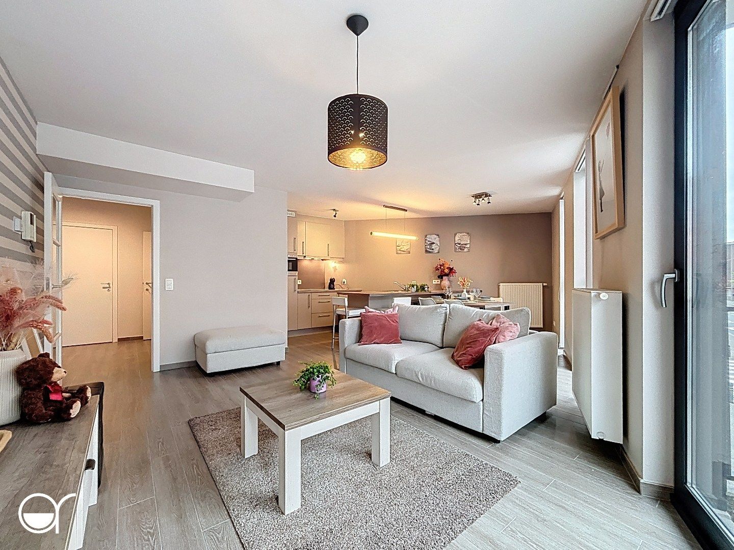 Instapklaar en energiezuinig appartement vlakbij het UZ Gent foto 3