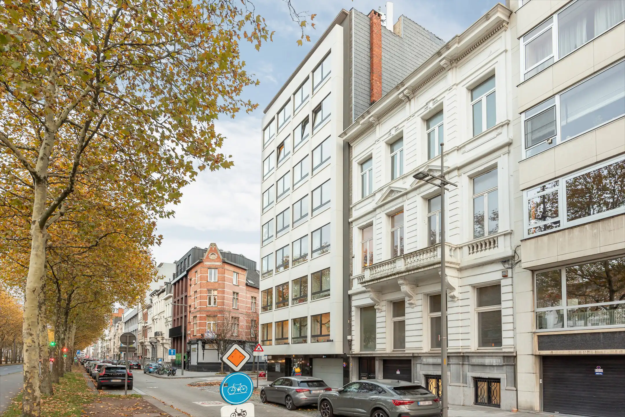 ANTWERPEN-ZUID - Ruim hoekappartement op het Zuid foto 10