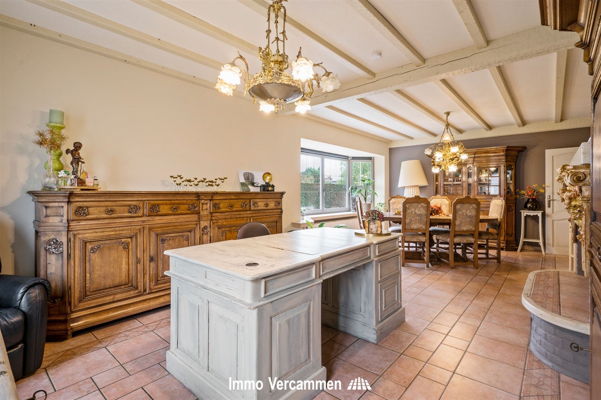 Verrassend ruime woning met atelier, gunstig gelegen te Duffel foto 2