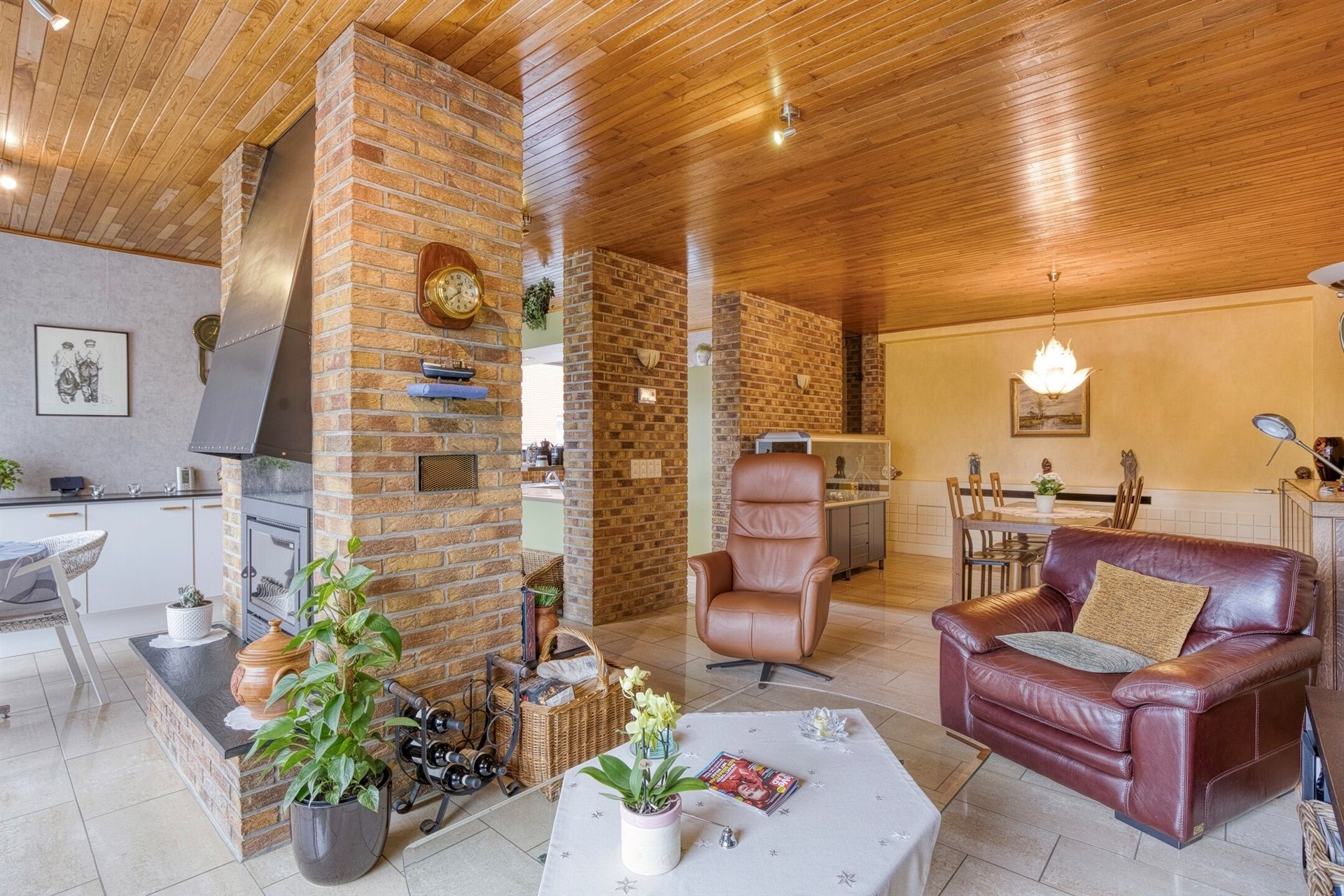 Rustiggelegen, zeer welonderhouden woning met gunstige EPC-score B! foto 10