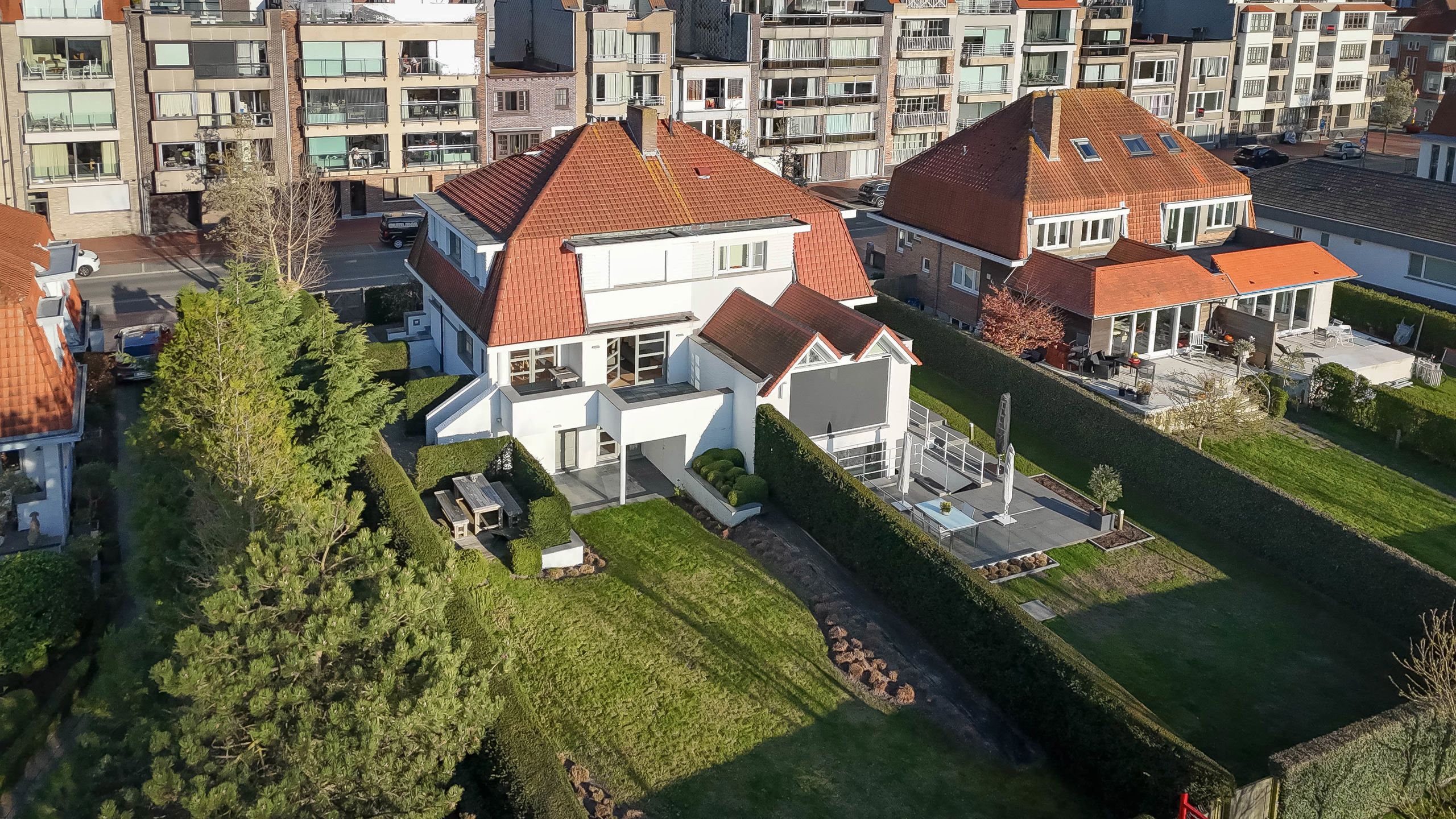 Exclusieve villa met adembenemend zicht op het ZEGEMEER... foto 2