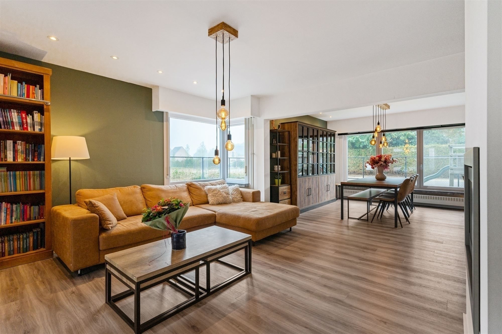 Perfect instapklare woning met 4 slpks te Heist-op-den-Berg foto 2