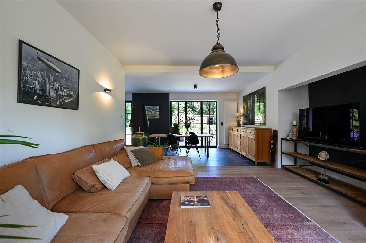 Charmante villa in hartje Brasschaat foto 8