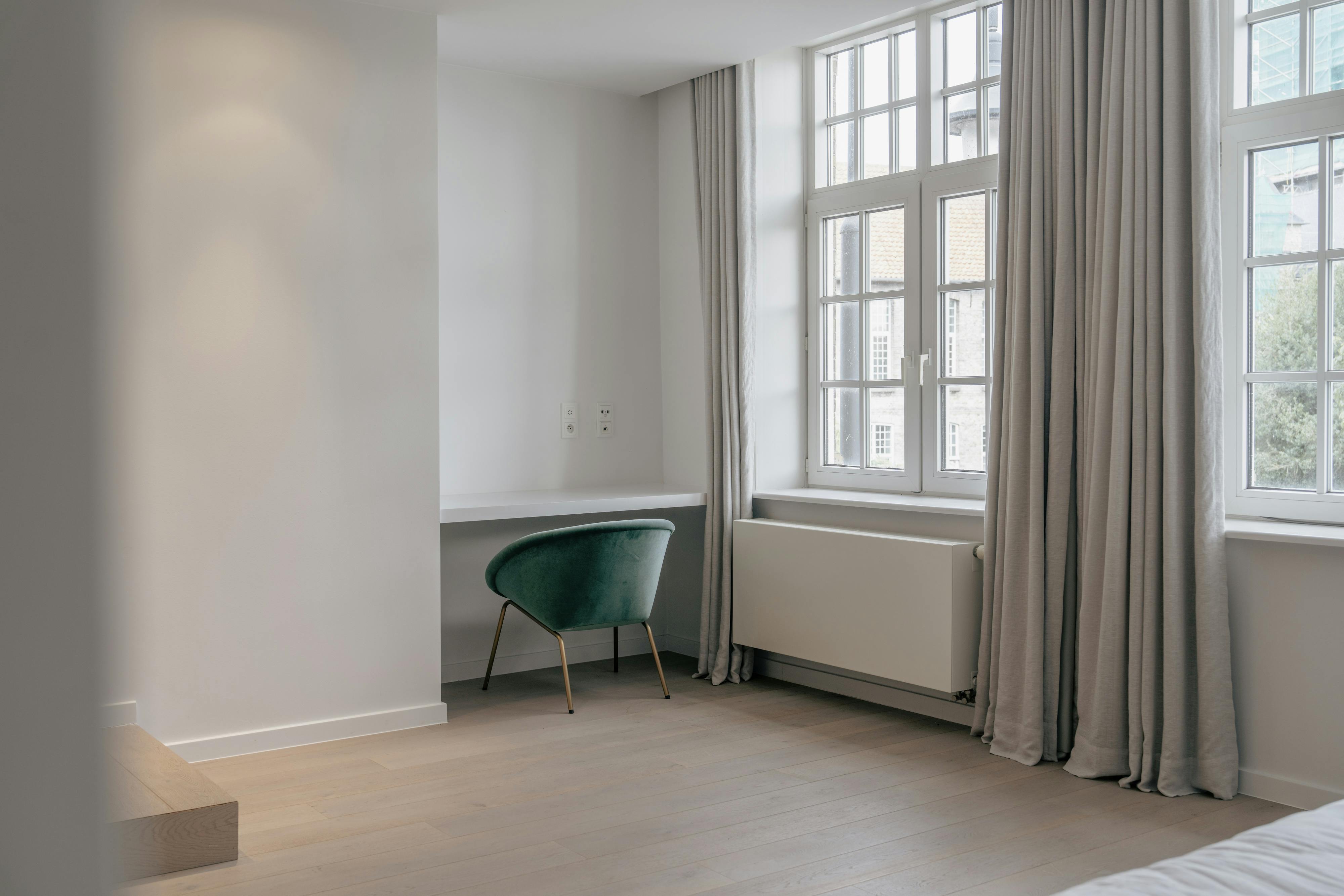 Luxueuze herenwoning met 5 slaapkamers en zwembad. foto 16