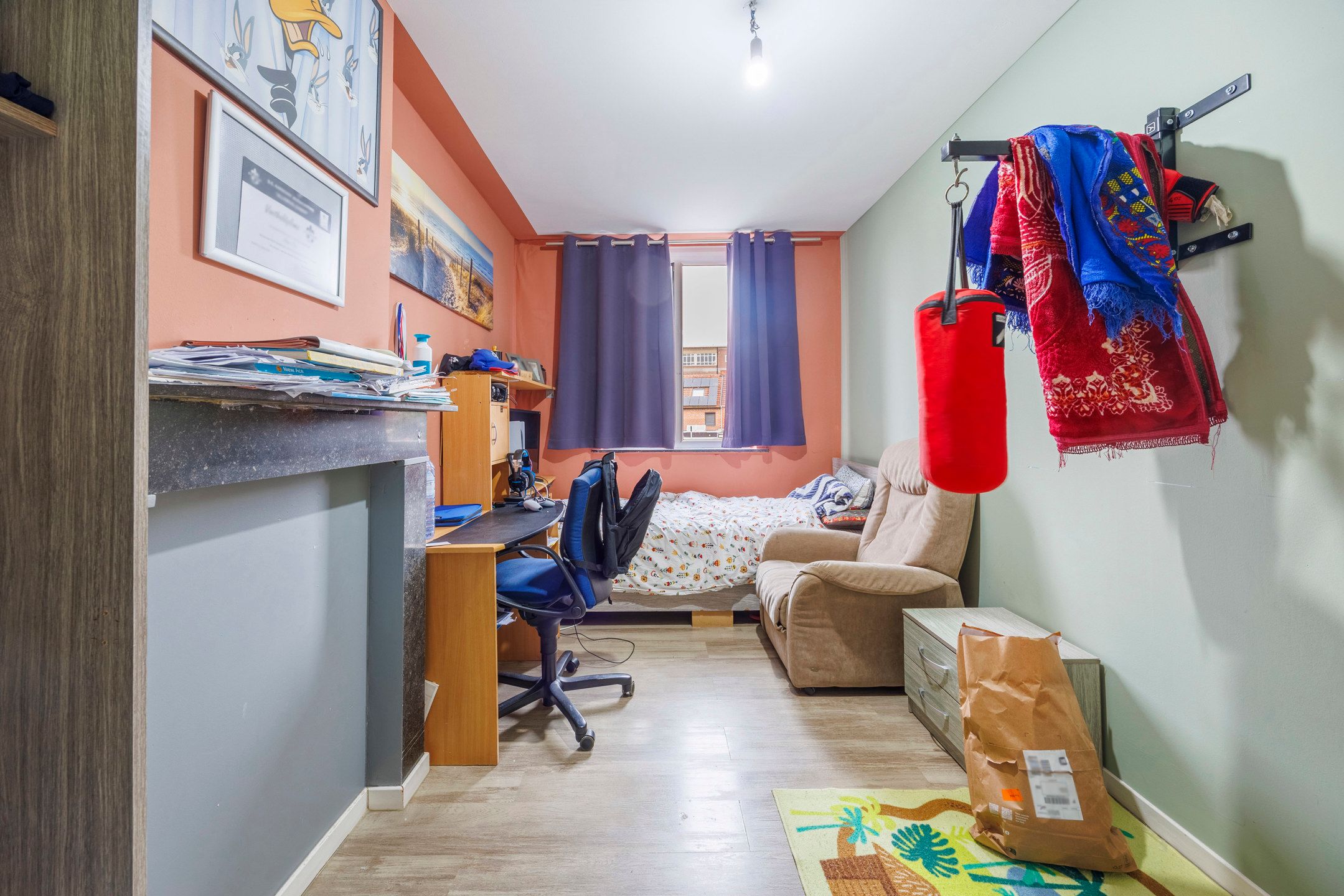 Op te knappen woning  met 3 slaapkamers op toplocatie! foto 15