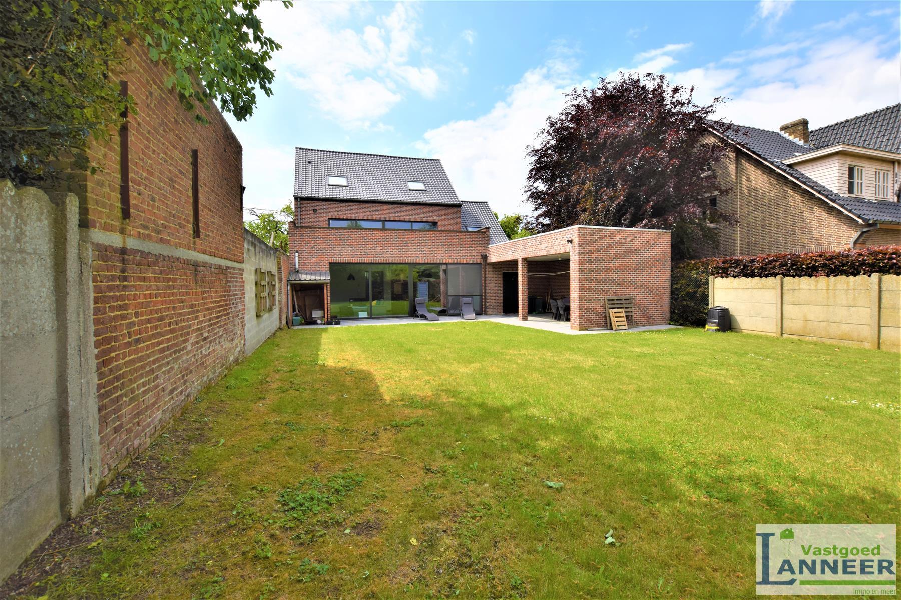 Gelijkvloers appartement met overdekt terras en tuin foto 9