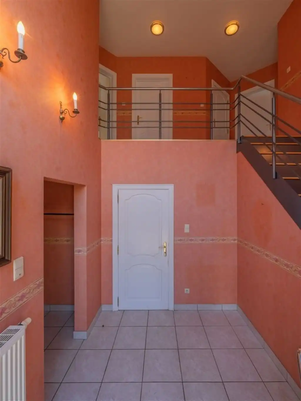 Verrassend ruime vrijstaande woning met inpandige garage foto 13