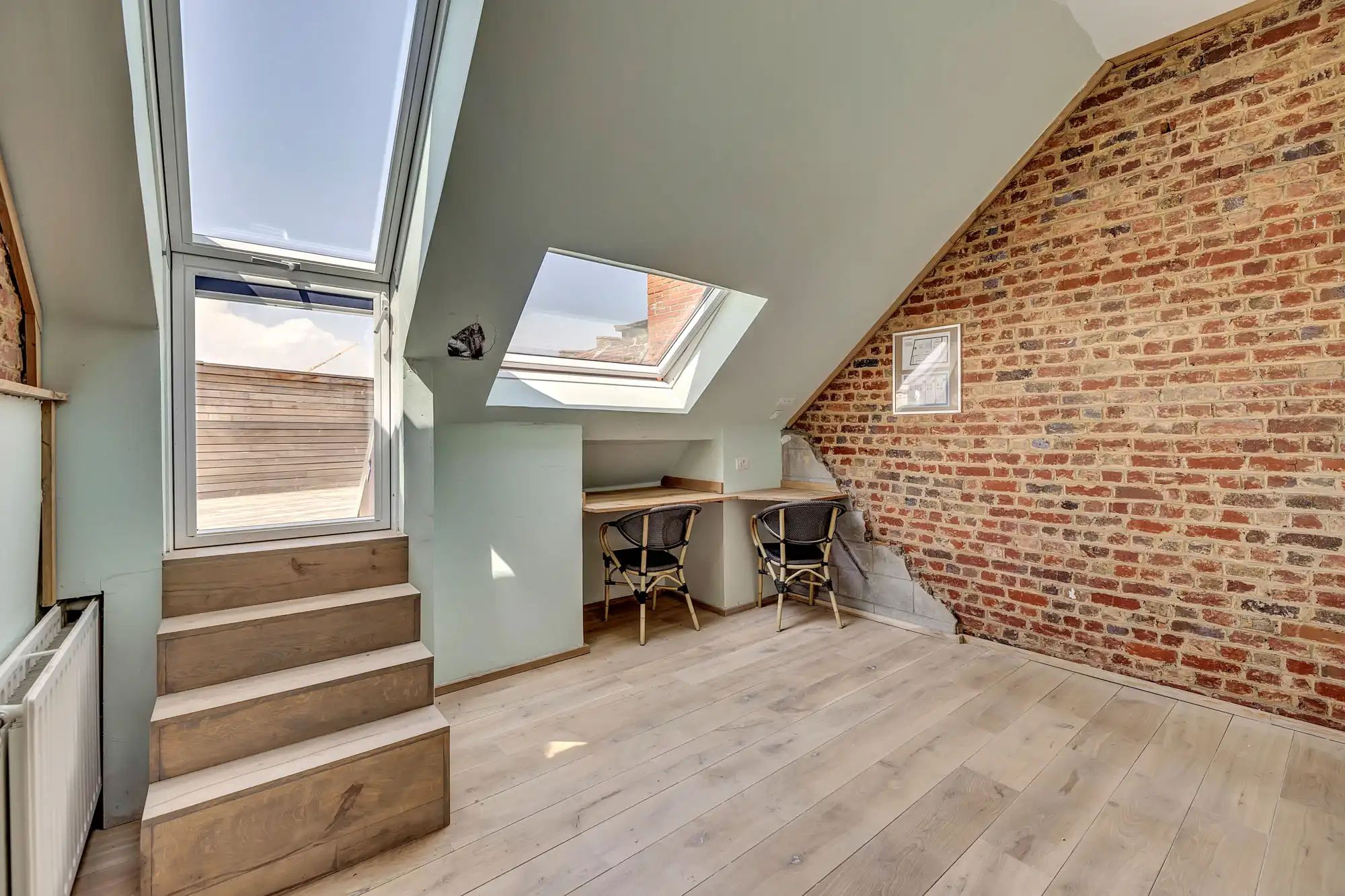 Instapklaar triplex of opbrengsteigendom met 4 slpks 2 badk foto 7