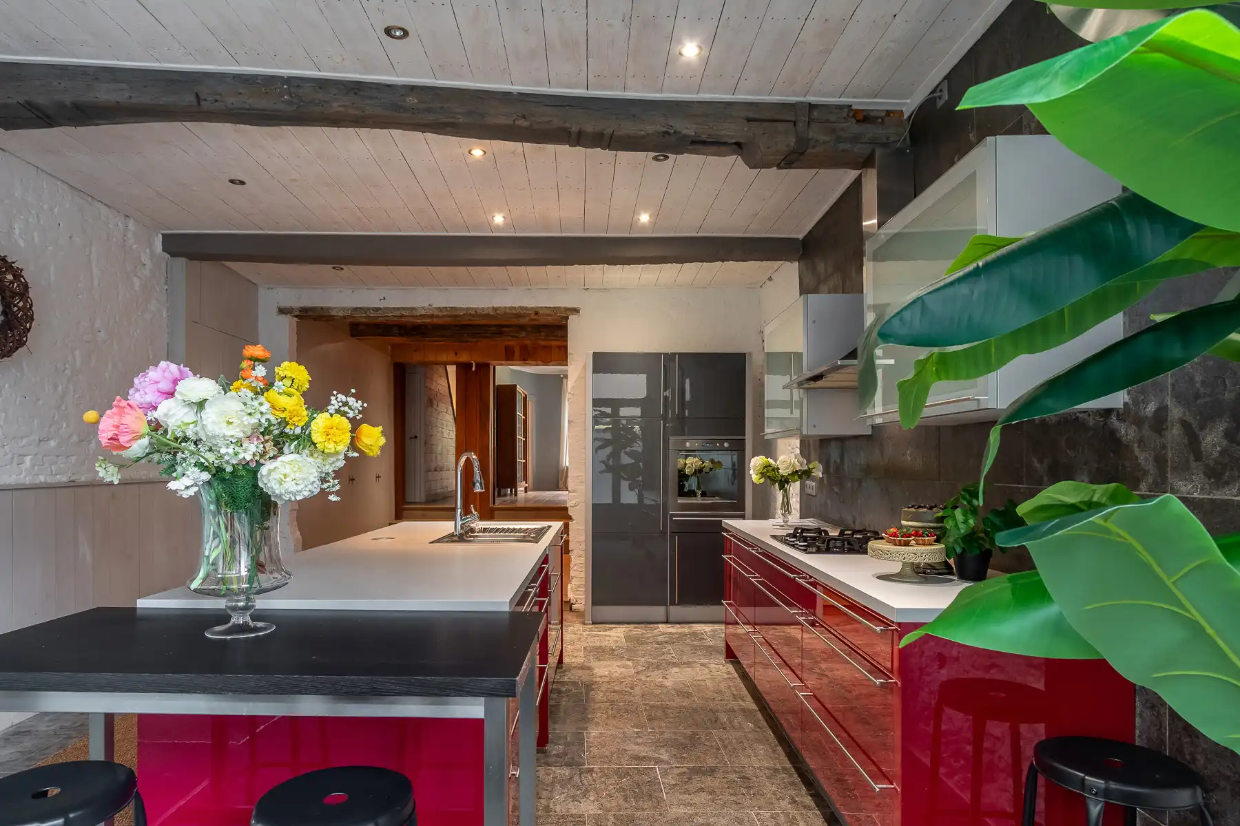 Grote woning met tal van mogelijkheden in bruisend centrum foto 5