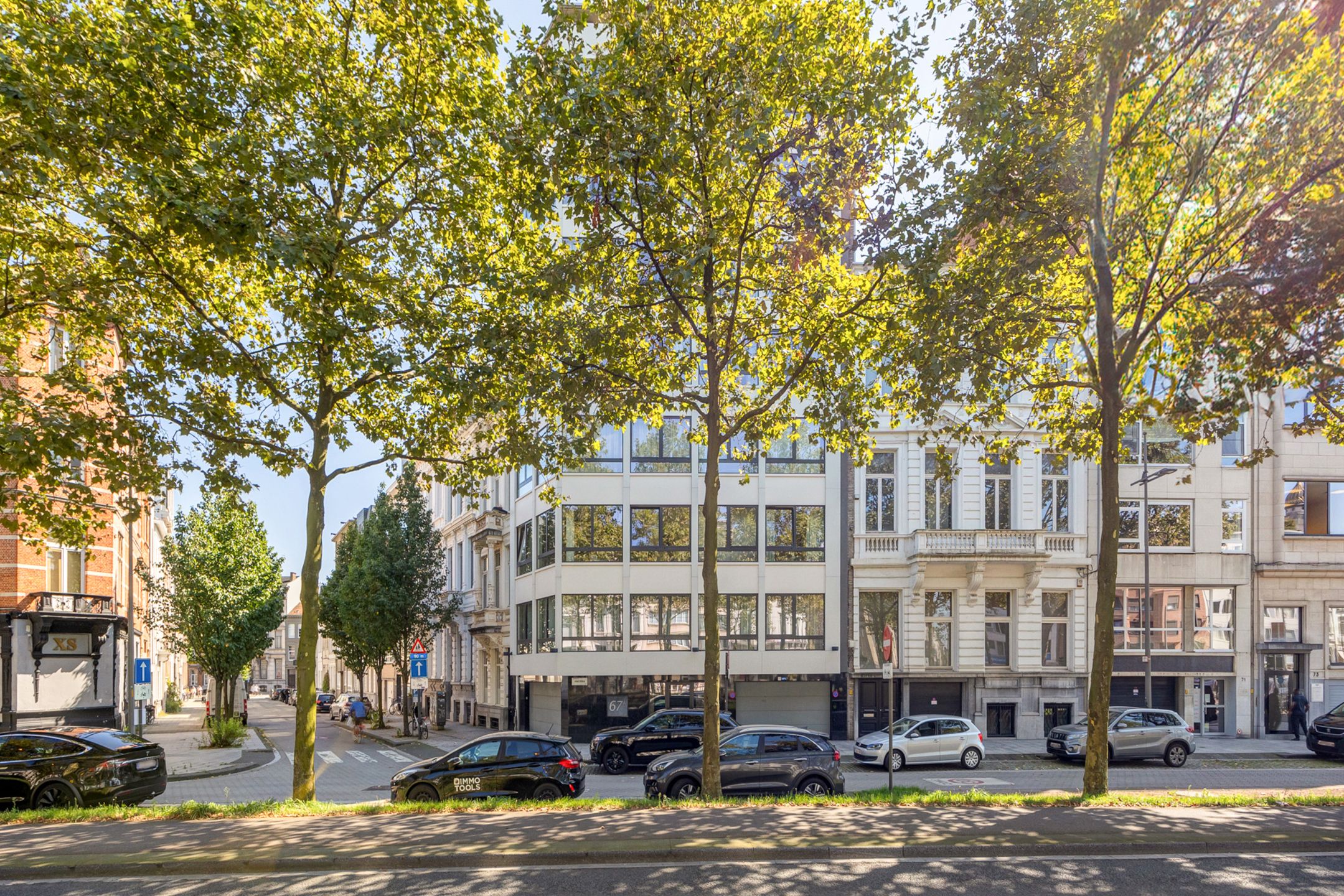 ANTWERPEN-ZUID - Ruim hoekappartement op het Zuid foto 9